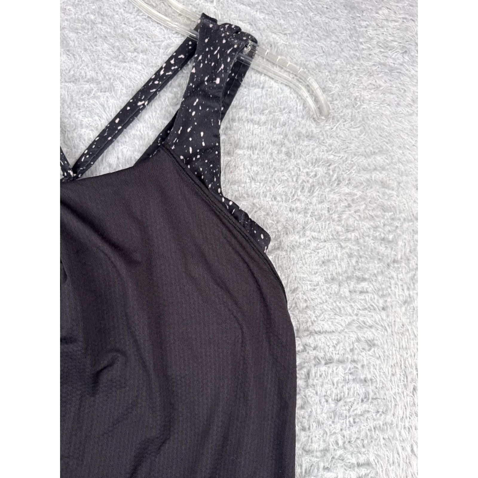 Lululemon Lululemon Shirt Women 8 Black Nouveau Limits Tank Built In Bra Luxtreme W1NBBS Tank Sleeveless Racerback Casual Womens Sports Shirt Black 8 Size M / US 6-8 / IT 42-44 - 4 Thumbnail