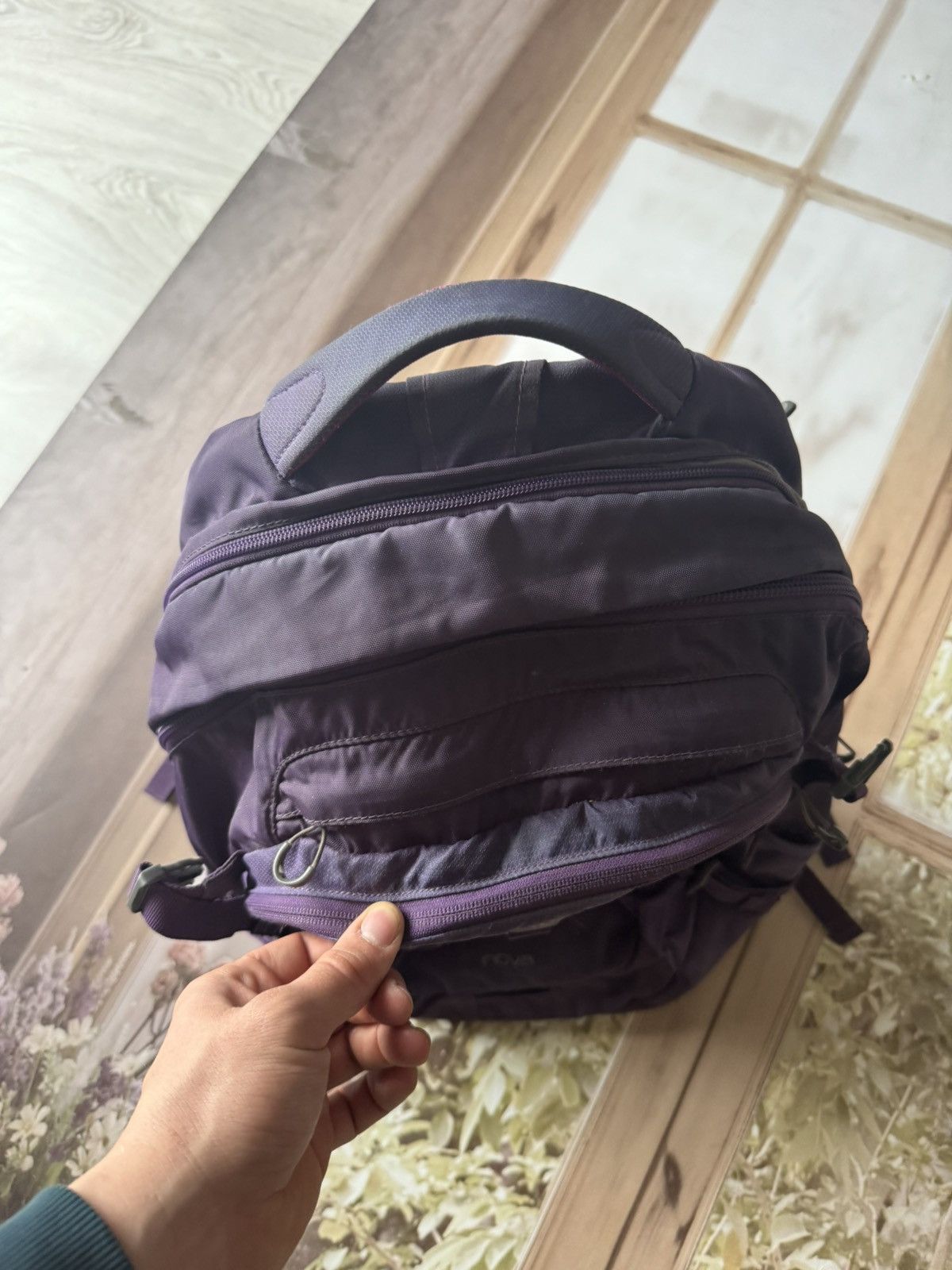 Osprey Osprey Nova 33L Women's Backpack - Deep Purple - Gorpcore Size ONE SIZE - 6 Thumbnail