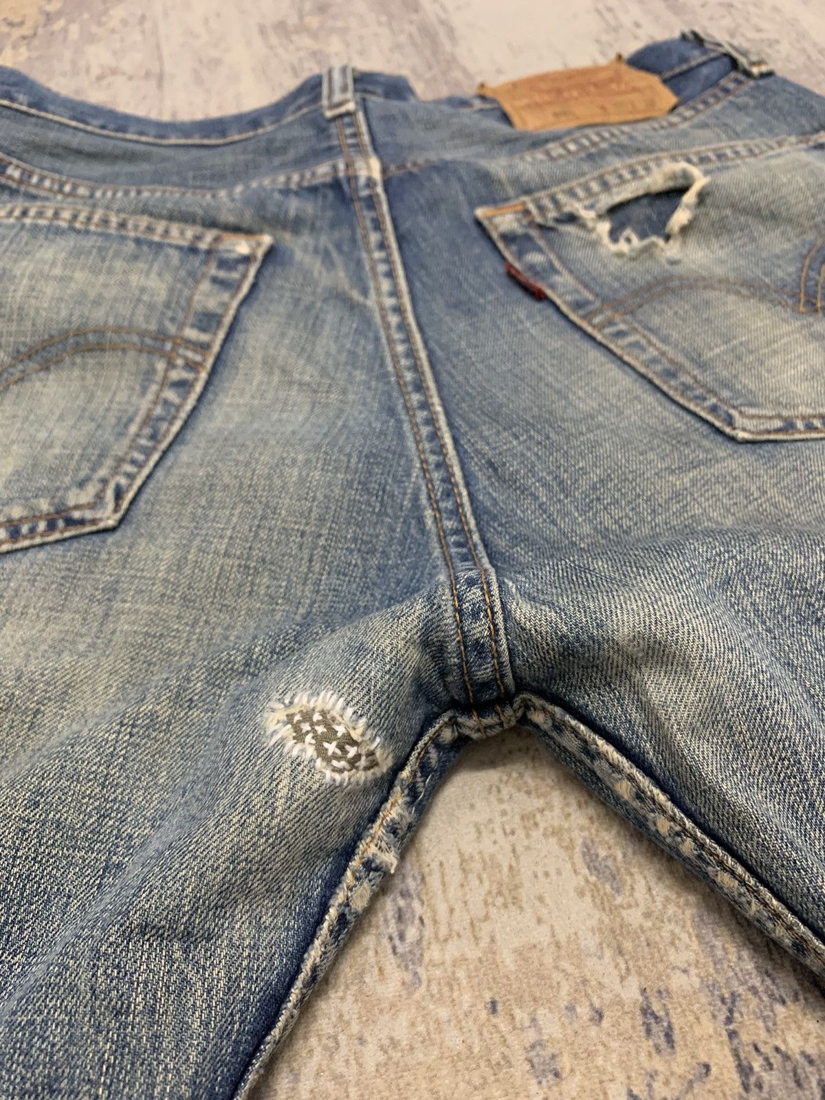 Levi's Vintage Levi's 501 Original Fit Jeans Medium Wash W30x30 Size US 30 / EU 46 - 13 Thumbnail