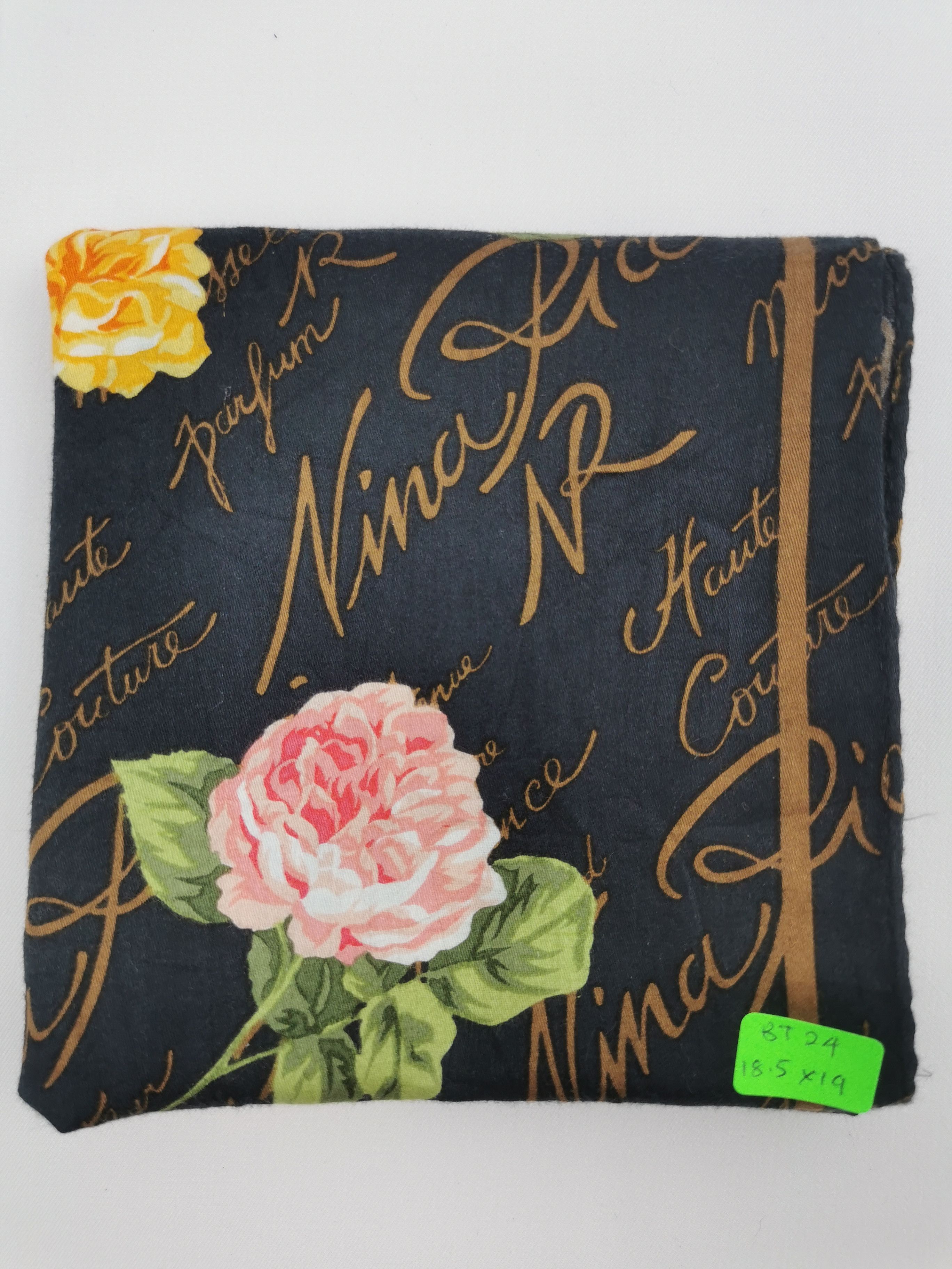 Vintage Nina ricci handkerchief / bandana / neckerchief Size ONE SIZE - 5 Thumbnail