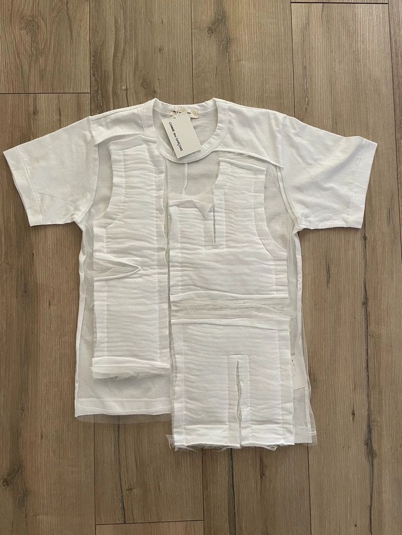 Comme des Garcons Comme Des Garcons White irregular patchwork fabric T-shirt Size XS / US 0-2 / IT 36-38 - 1 Thumbnail