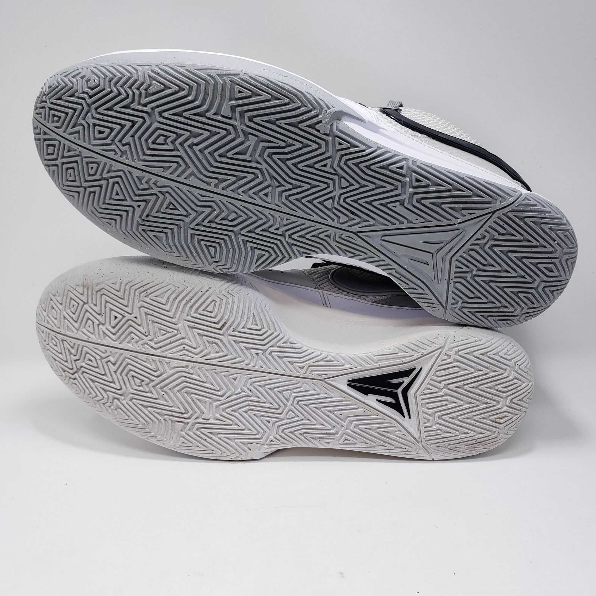 Nike Nike Ja 1 Light Smoke Wet Cement Morant Basketball Mens Siz Size US 12 / EU 45 - 11 Thumbnail