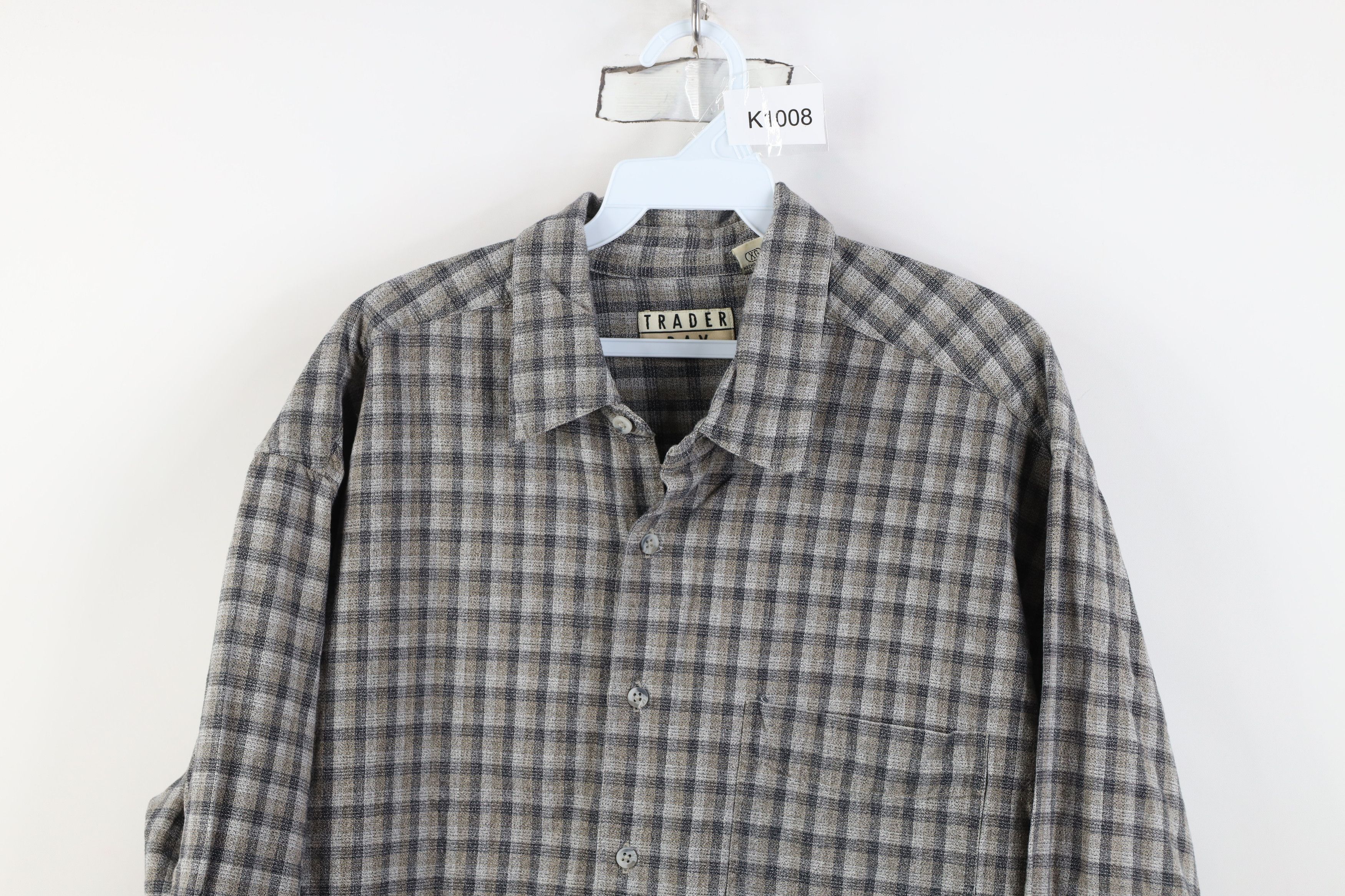 Vintage Vintage 90s Streetwear Knit Collared Button Shirt Plaid Size US XL / EU 56 / 4 - 2 Thumbnail