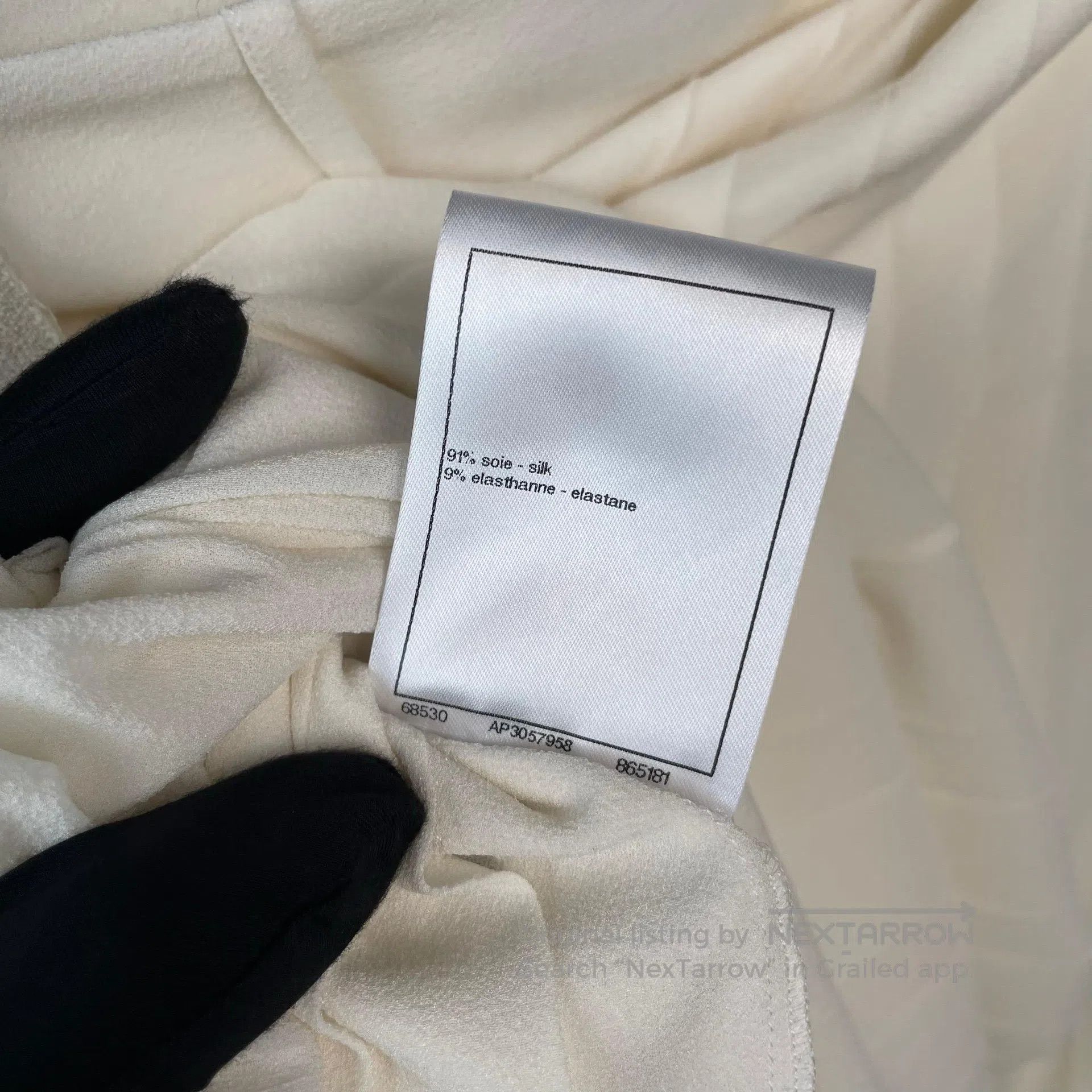 Chanel Chanel White Silk Pleated Diamond Buckle Half Skirt| Size 37" - 5 Thumbnail