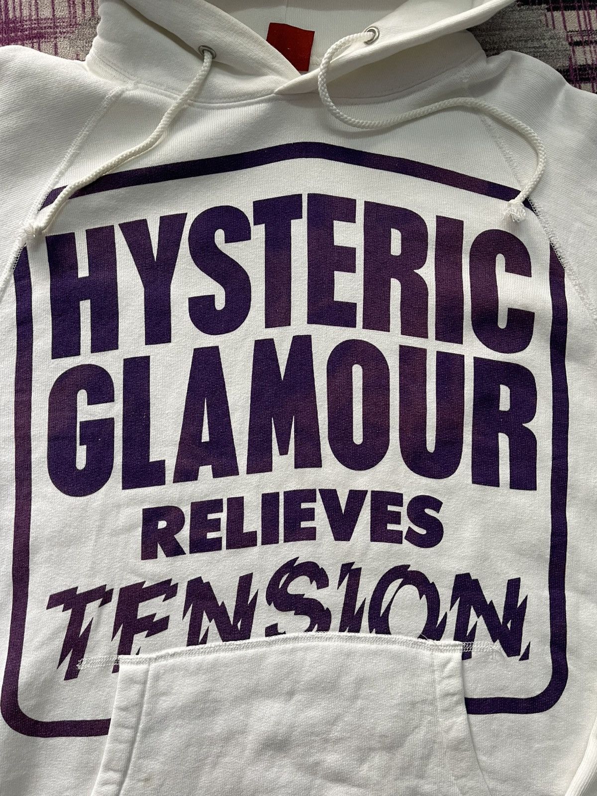 Hysteric Glamour 🔝HOT🔝HYSTERIC GLAMOUR RELIEVES TENSION SPELL OUT FREE SIZE Size US M / EU 48-50 / 2 - 2 Thumbnail