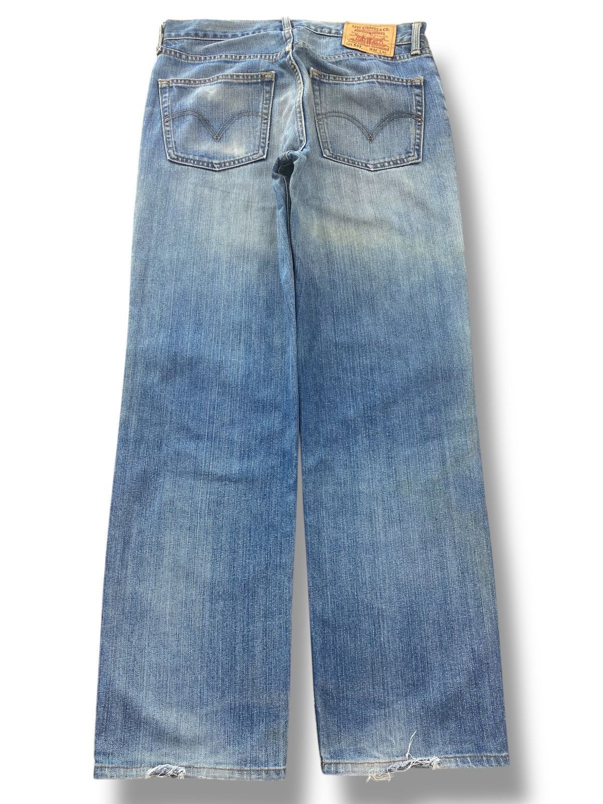 Levi's Levi’s Light Wash Style Straight Leg Jeans Size US 32 / EU 48 - 3 Thumbnail