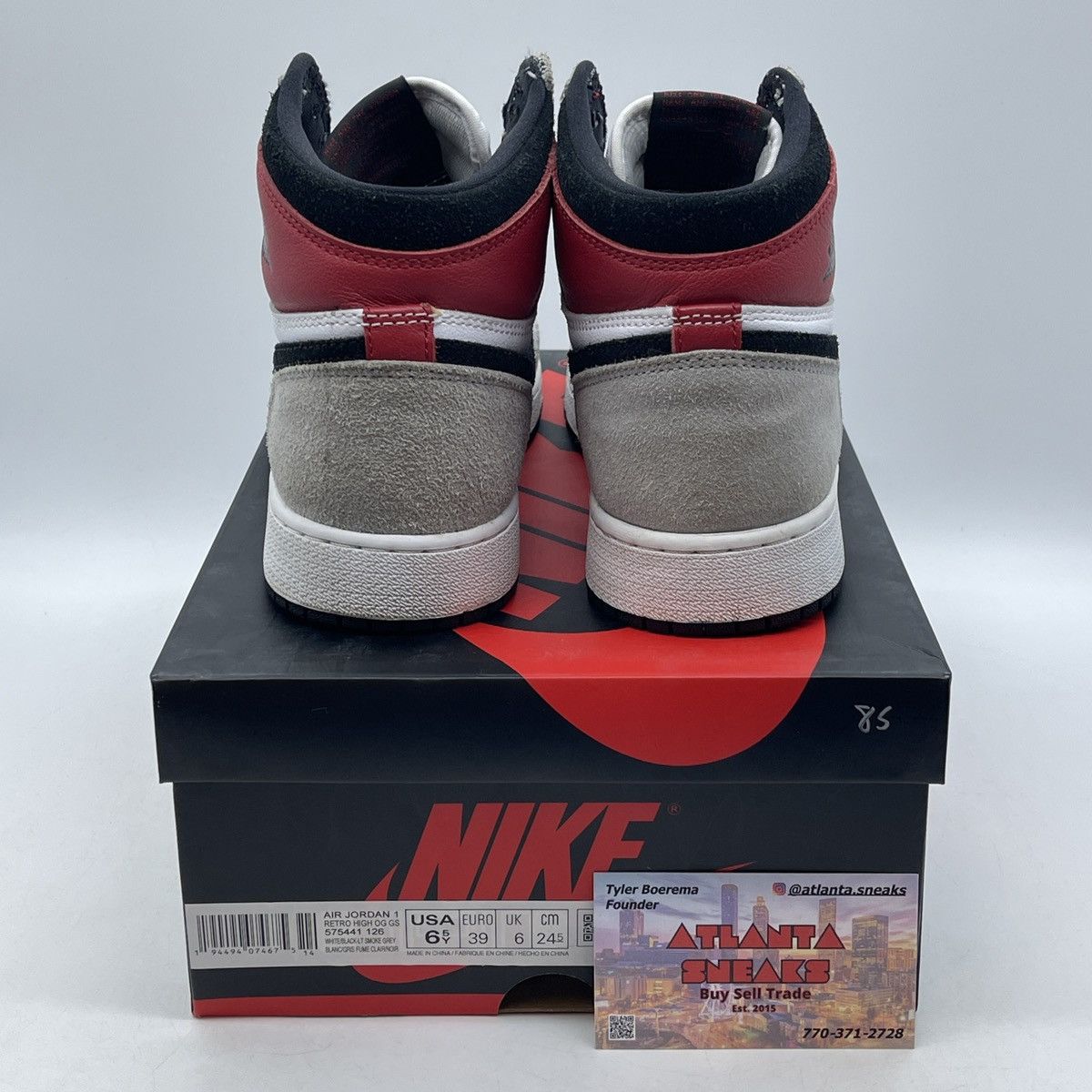 Jordan Brand Air Jordan 1 high smoke grey Size US 6.5 / EU 39-40 - 3 Thumbnail