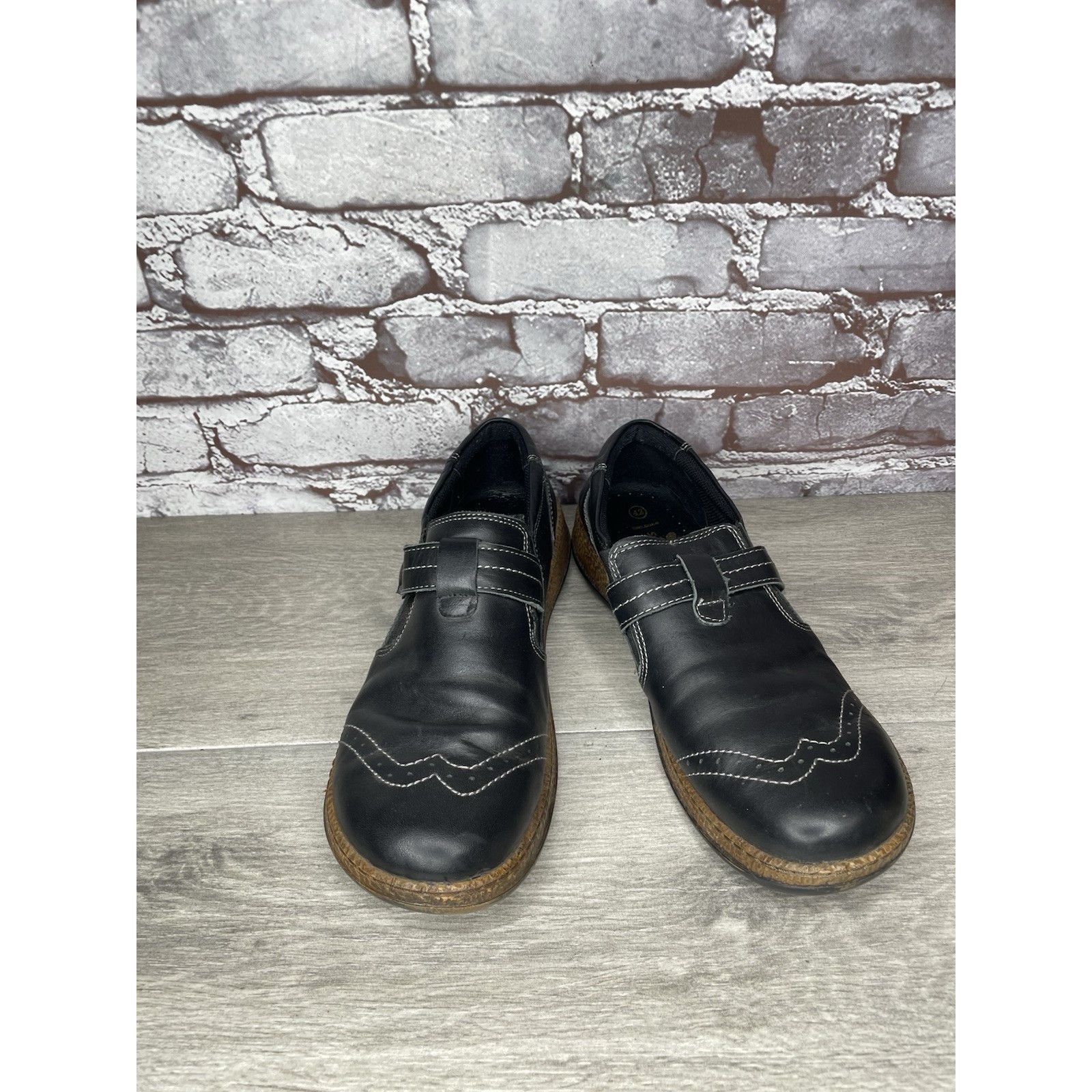 Spring Court Spring Step Black Leather Wingtip Button Strap Clogs Shoes W Size US 11 / IT 41 - 11 Thumbnail
