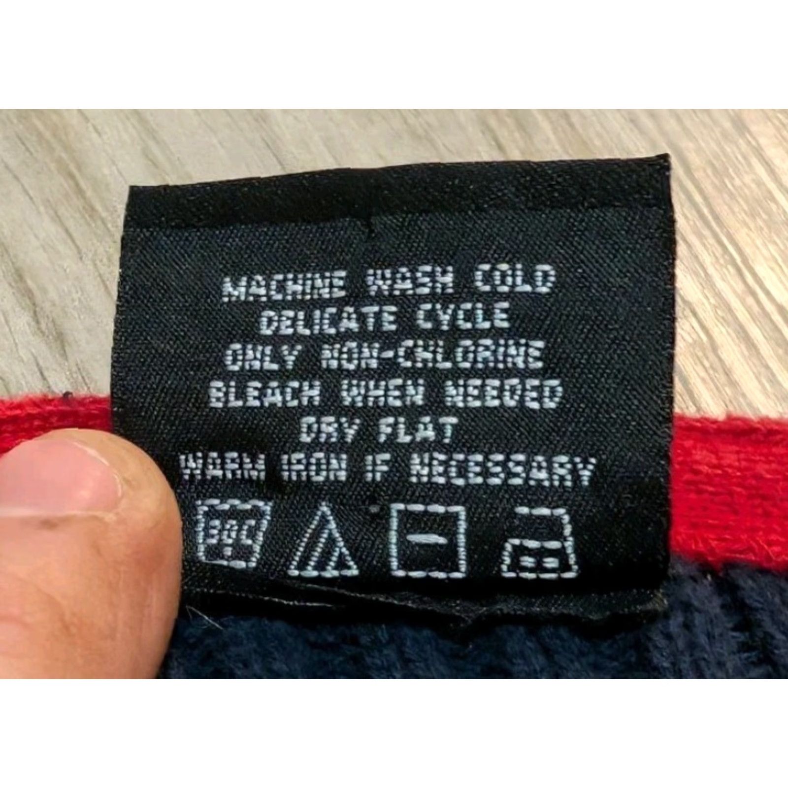 Ralph Lauren VINTAGE Ralph Lauren Jumper Women XL Navy Blue USA Flag 80s 90s Designer Pullover Knit Logo Embroidered Easy Care All Seasons Size XL / US 12-14 / IT 48-50 - 7 Thumbnail