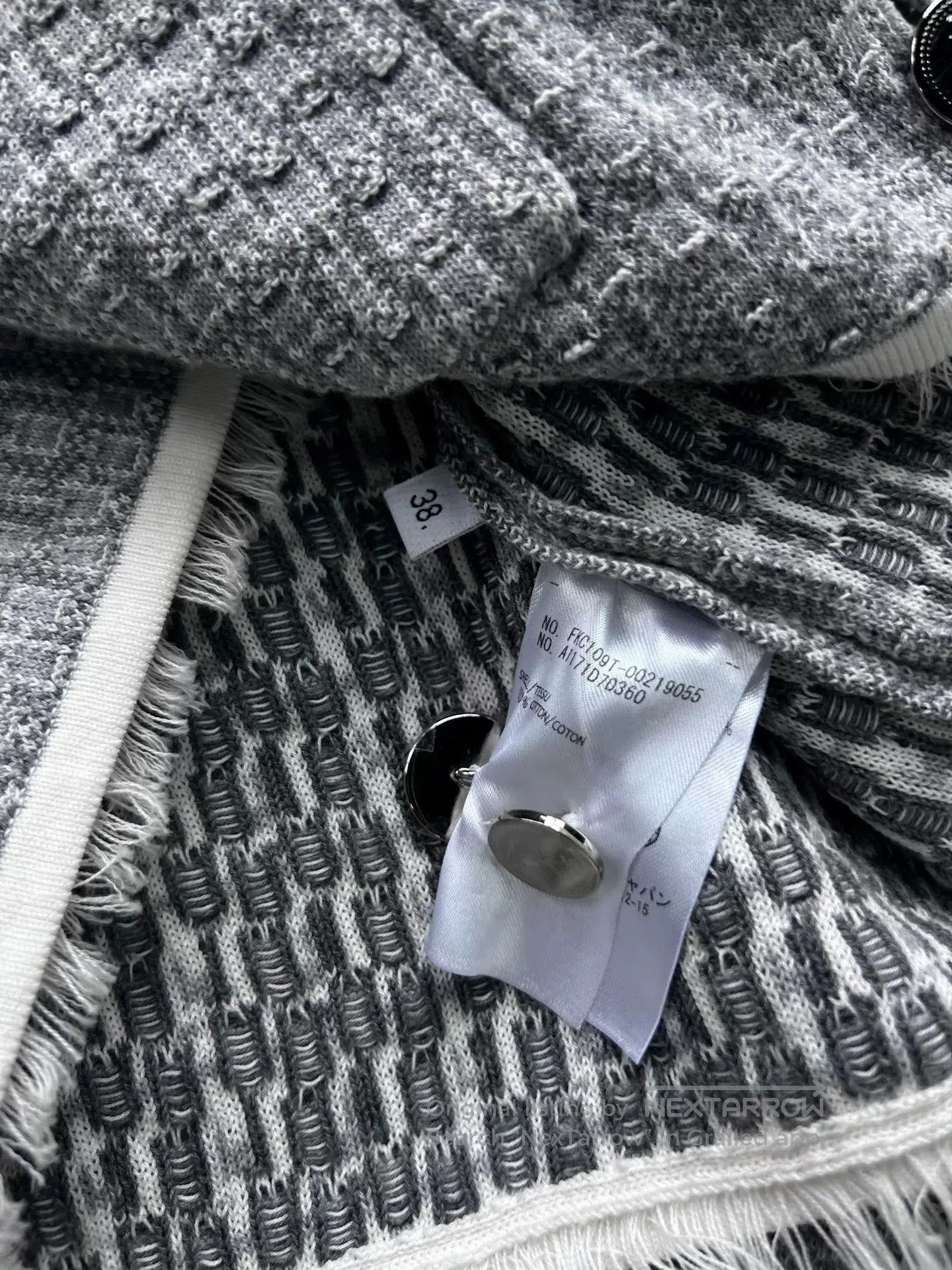 Thom Browne gray tweed jacket with white trim. Size US M / EU 48-50 / 2 - 2 Thumbnail