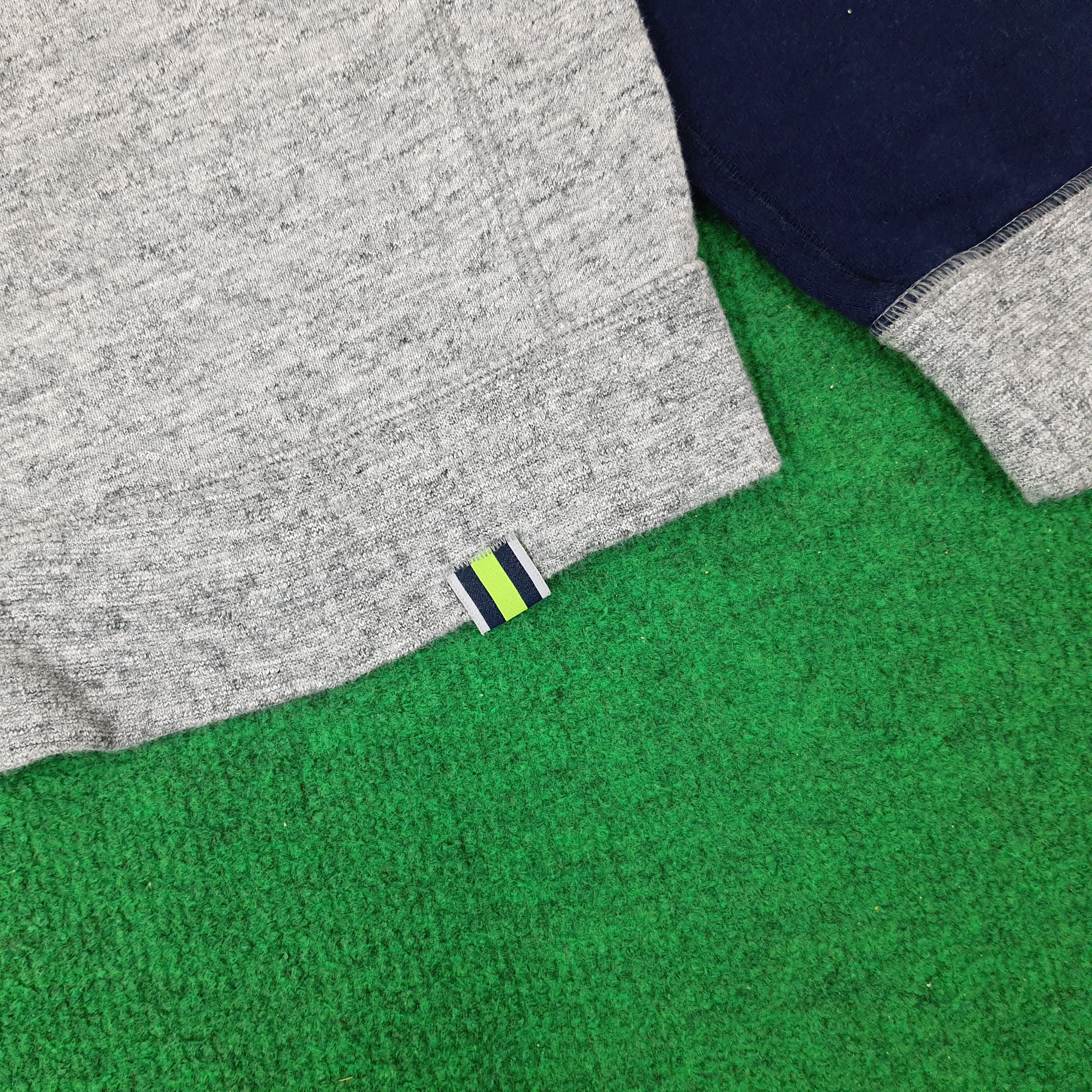 Nike Vintage Nike NFL Seattle Seahawks Raglan Sweatshirt C226N1 Size US L / EU 52-54 / 3 - 4 Thumbnail