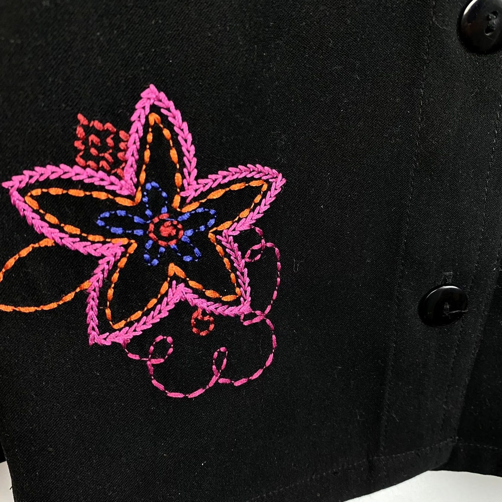 Vintage VINTAGE Koret Jacket Women L Black Faux Suede Floral Embroidered Button 90s Basic Casual Size L / US 10 / IT 46 - 3 Thumbnail