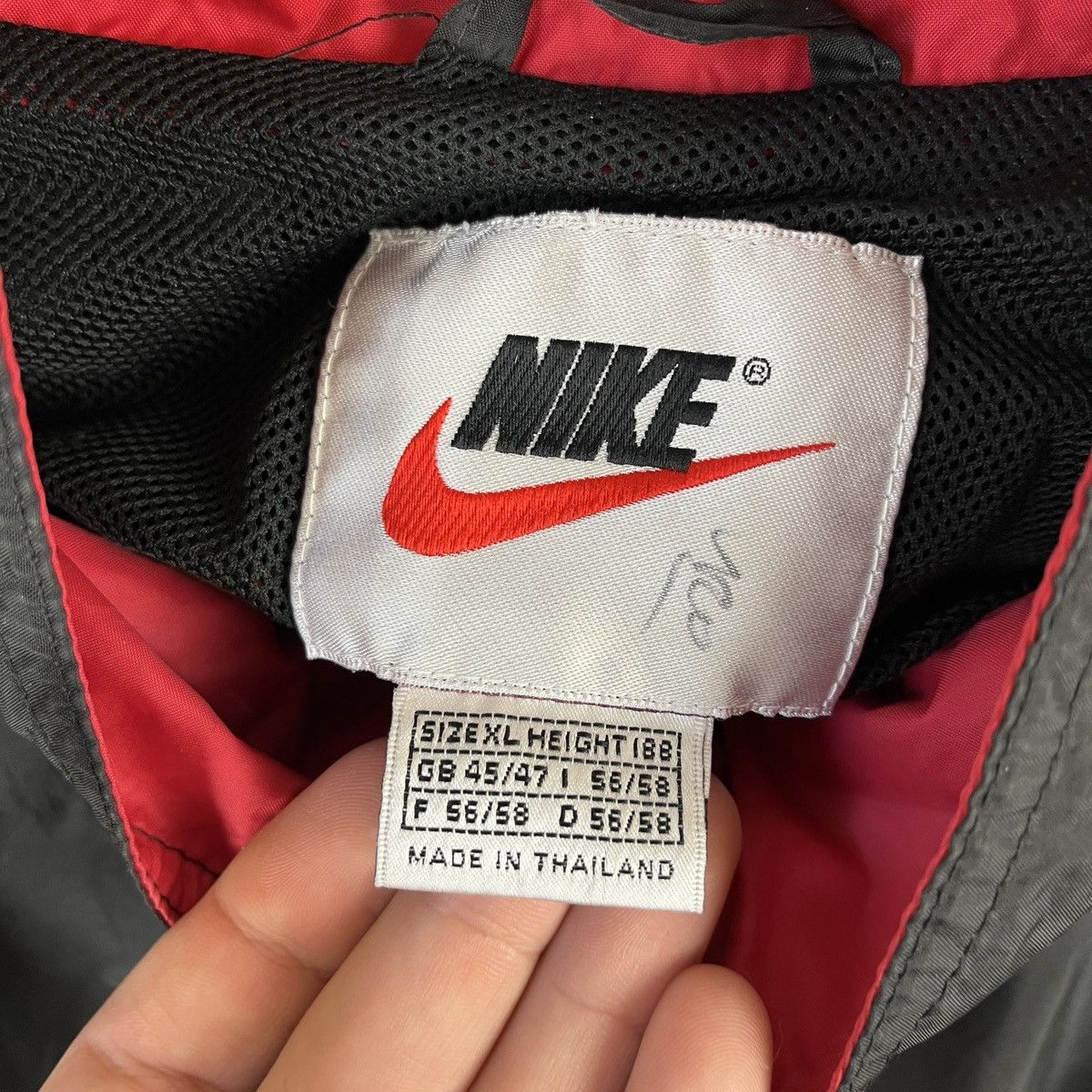 Nike Vintage Jacket Nike 90s Windbreaker Runnig Red Gorpcore Size US XL / EU 56 / 4 - 17 Thumbnail