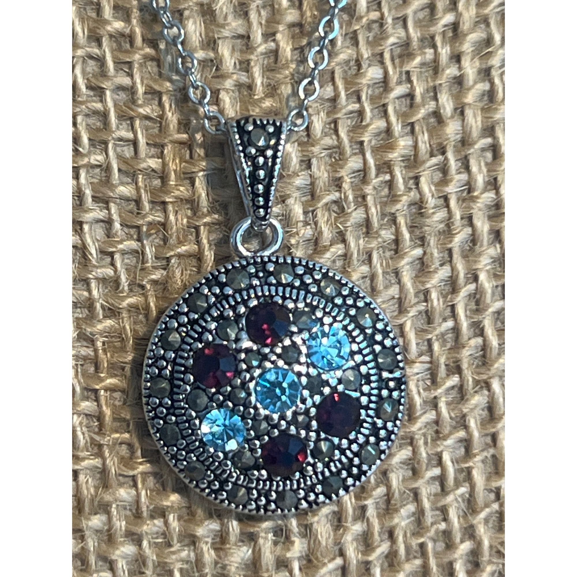 Other Vintage Silver Tone Necklace Round Pendant Marcasite Crystal Size ONE SIZE - 2 Thumbnail