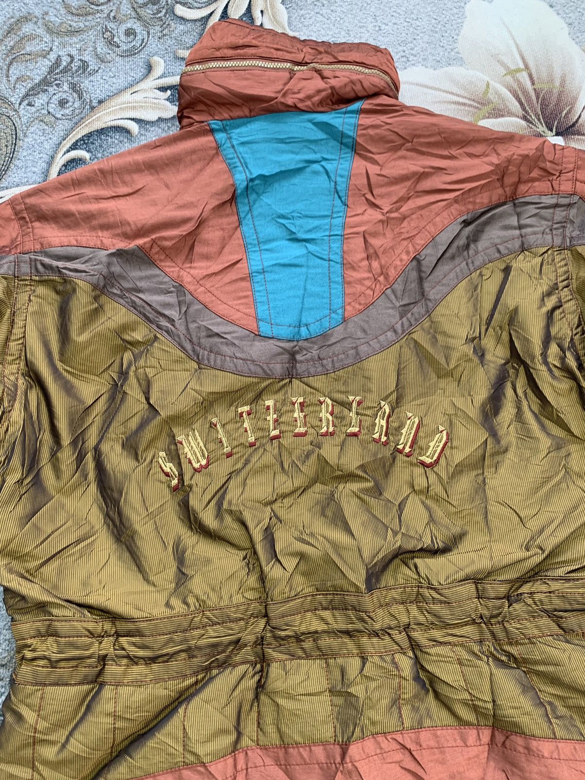 Descente × Vintage Vtg Descente Switzerland Suisse Ski Team Multicolour Jacket Size US L / EU 52-54 / 3 - 7 Thumbnail