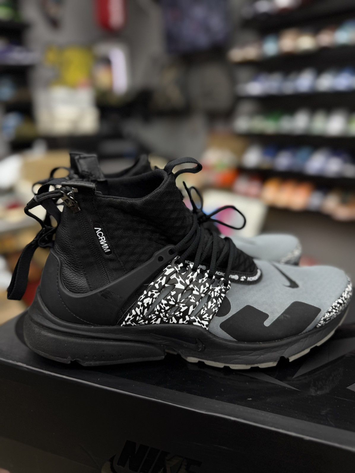 Nike Nike Air Presto Mid Acronym Cool Grey Size (11) Pre Owned Size US 11 / EU 44 - 8 Thumbnail