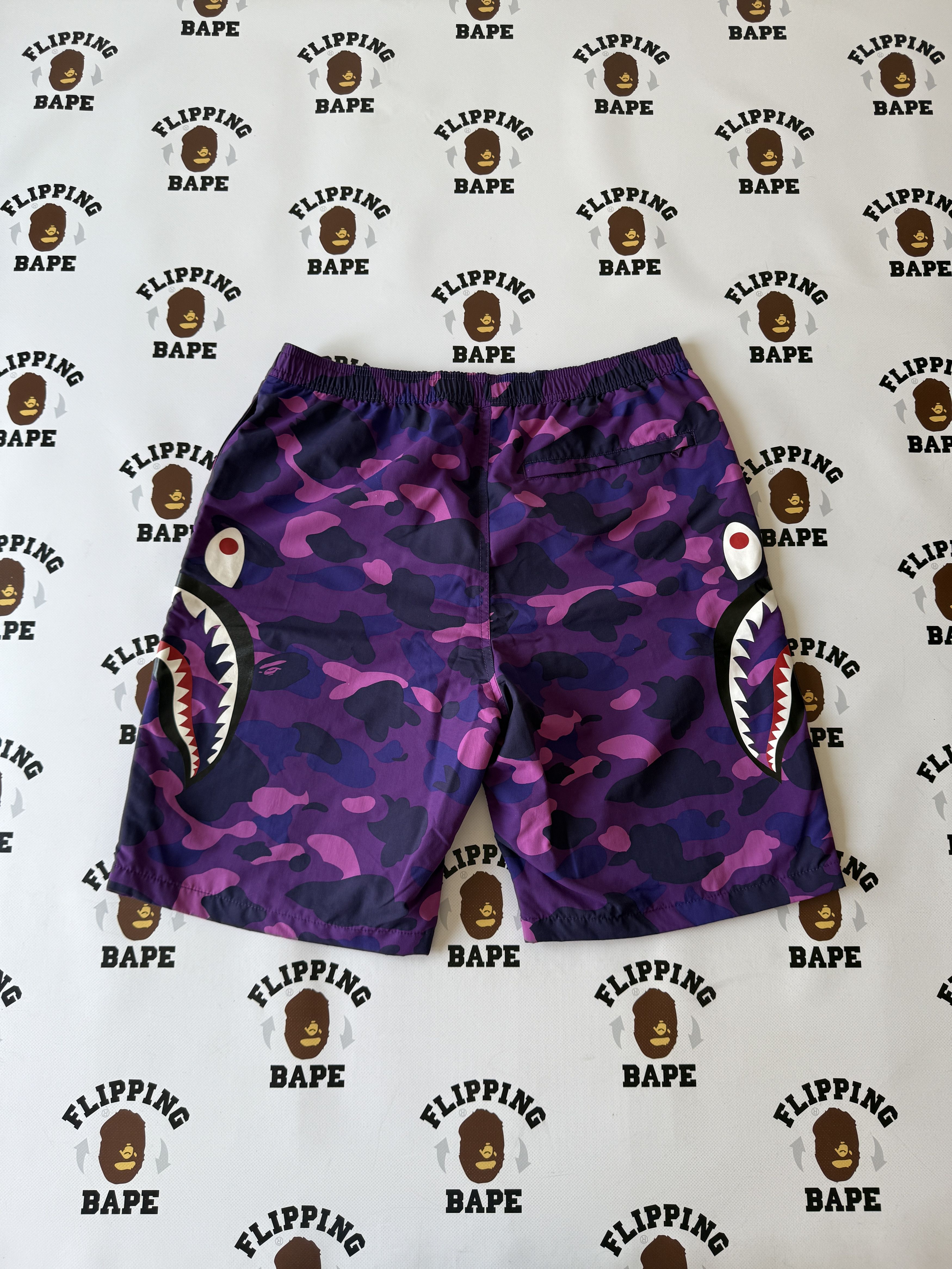 Bape BAPE COLOR CAMO SIDE SHARK BEACH SHORTS Size US 36 / EU 52 - 2 Thumbnail