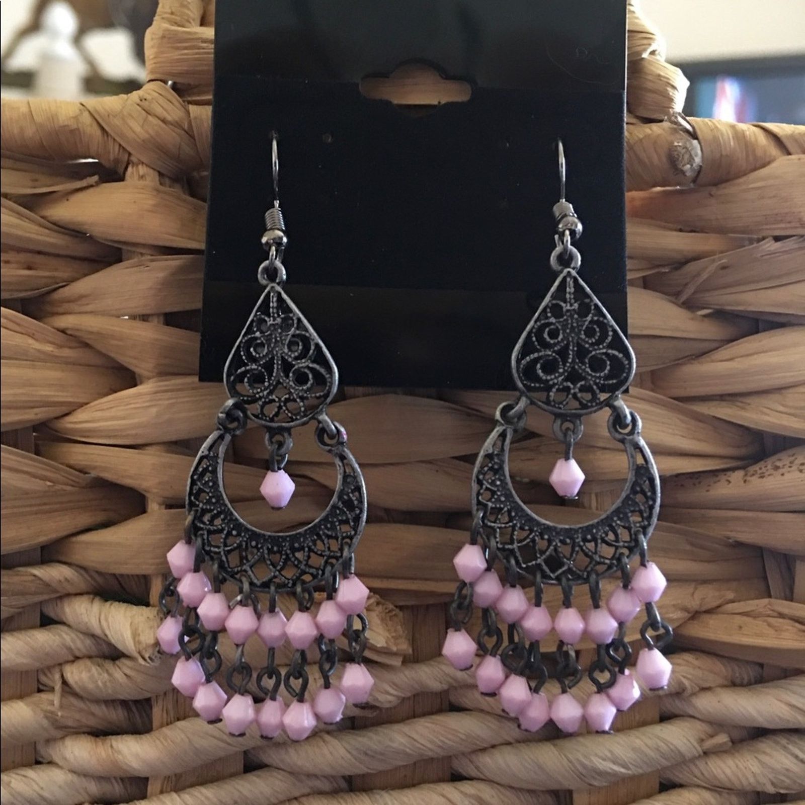Jewelry Antique silver tone pink bead dangle earrings Size ONE SIZE - 1 Thumbnail