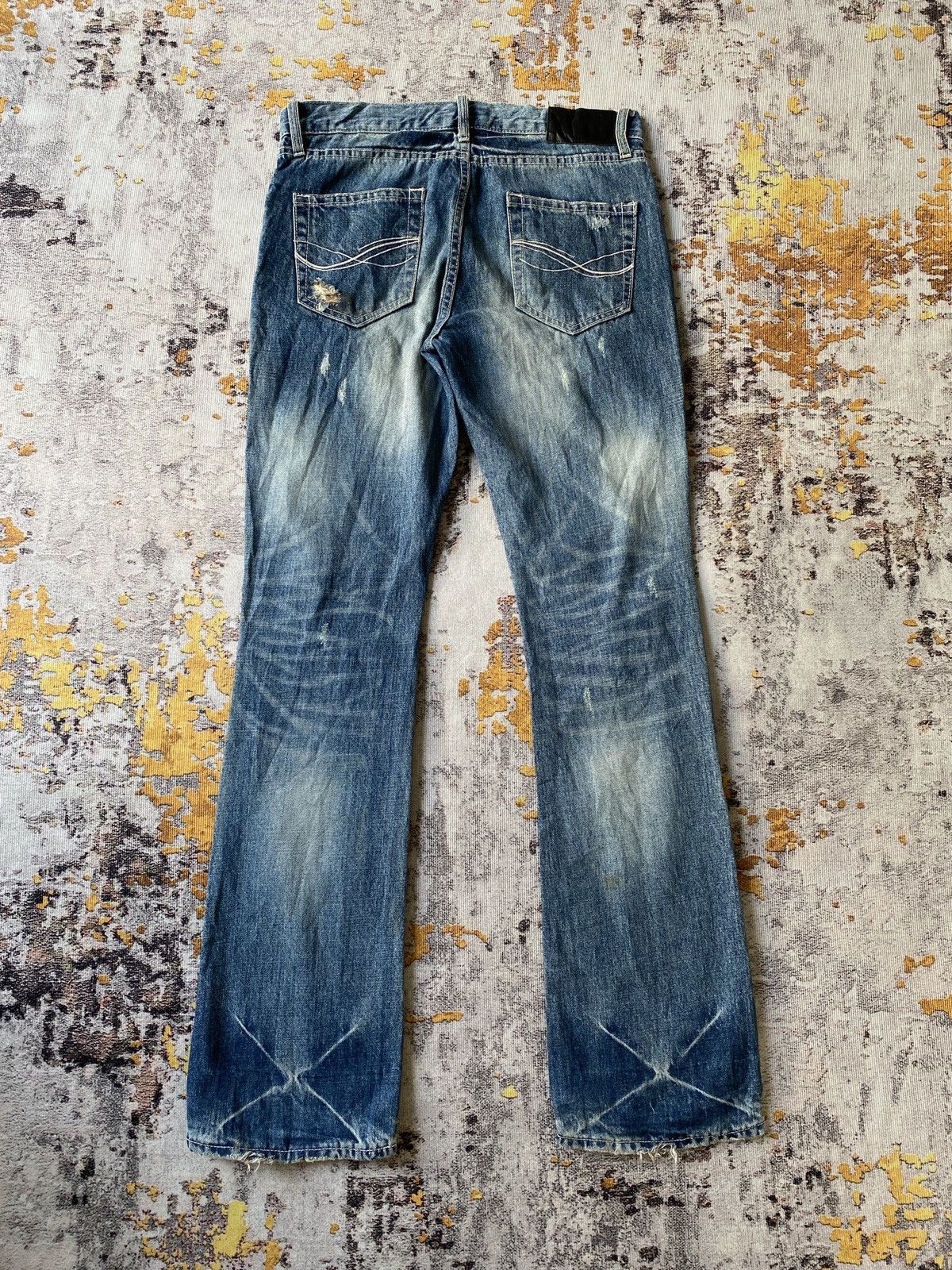 Japanese Brand Cavari A Claw Mark Studded Distressed Flare Denim Size US 32 / EU 48 - 2 Thumbnail