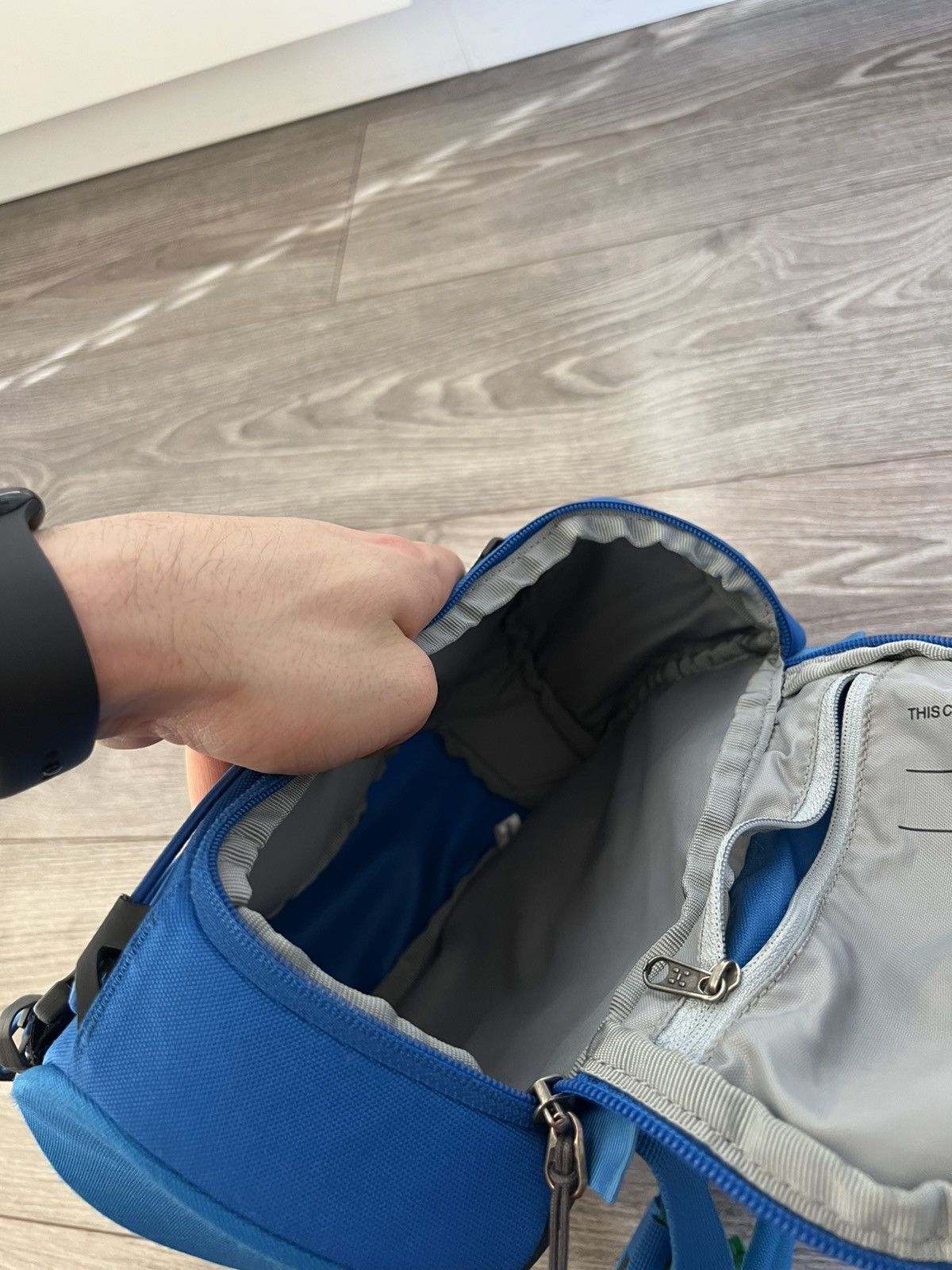 Haglofs ‼️Haglofs Corker X-Small Side Zip Pocket Backpack‼️ Size ONE SIZE - 18 Thumbnail