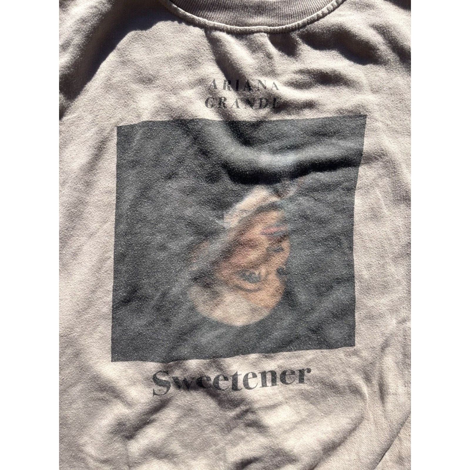Vintage VINTAGE? No. Women's Ariana Grande Sweatshirt Beige Sweetener Spell-Out XL Pop Singer NYC Y2K Size XL / US 12-14 / IT 48-50 - 2 Thumbnail