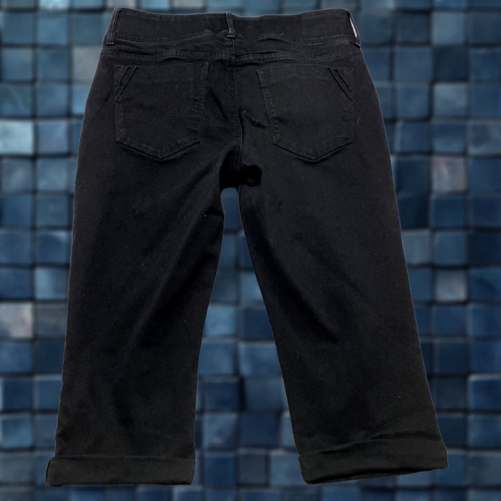 Apt. 9 Apt. 9 Jeans Capris Black Dark Wash Mid Rise Petite 12P 5-Pocket Denim Regular Womens Capris Jeans Size 34" / US 12 / IT 48 - 1 Thumbnail