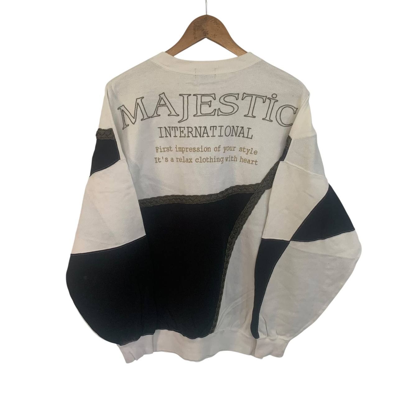 Majestic Vintage Majestic Sweatshirt Luxury Rare Black White XXL Size US XXL / EU 58 / 5 - 2 Thumbnail