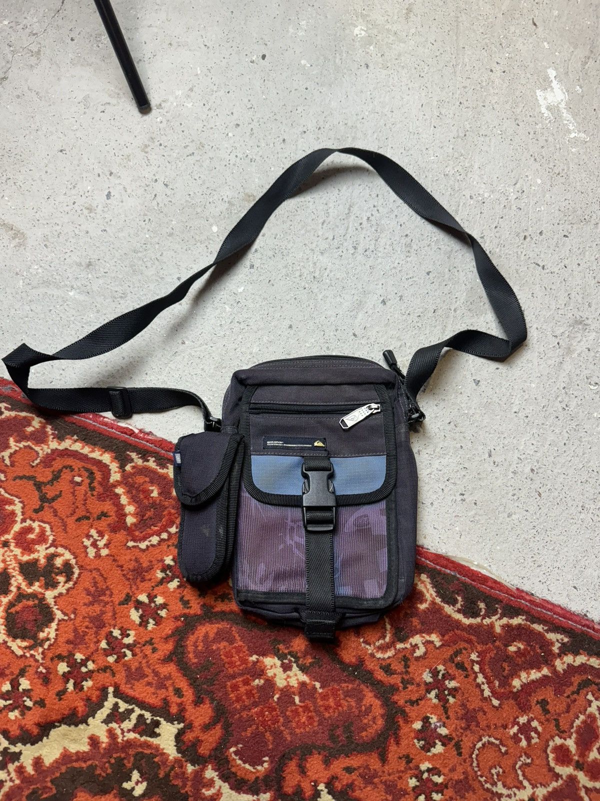 Quiksilver Streetwear Vintage Vintage Y2K Quiksilver Surf Multipocket Bag Messenger Skate Grailed