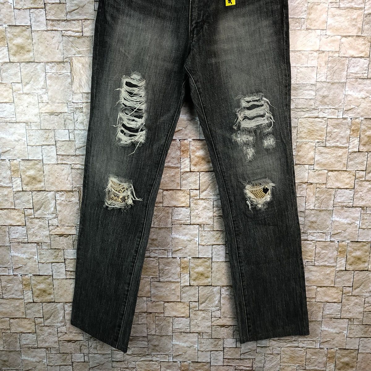 Schlussel Schlussel Black Distressed ripped Denim Pants #A1045 Size US 31 - 3 Thumbnail