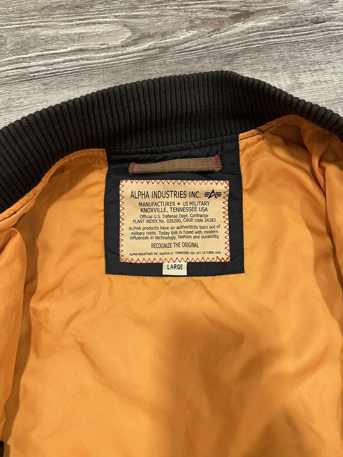 Alpha Industries × Vintage Vintage Alpha Industries Bomber Jacket Size L Size US L / EU 52-54 / 3 - 6 Thumbnail