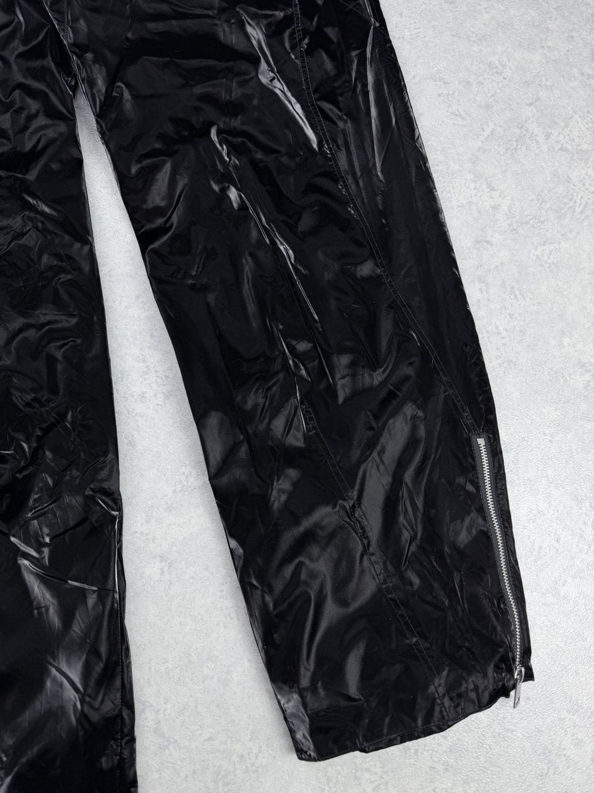 H&M × Mugler Mugler x H&M Black Coated Biker Pants Zip Detail Size 46R Size US 38 / EU 54 - 2 Thumbnail