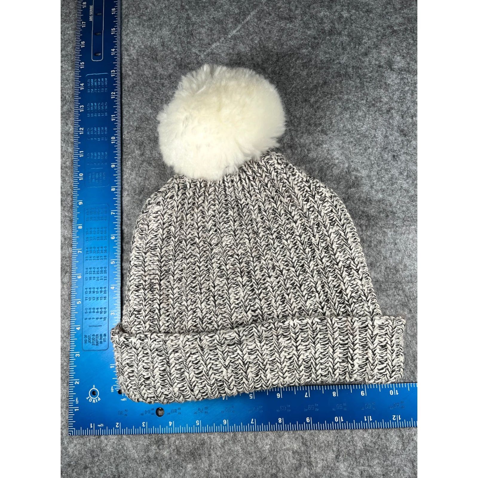 Vintage Love Your Melon Beanie Woman One Size White Knit 100% Cotton Ski Pom Logo Knit Beanie Womens Winter 90s? Size ONE SIZE - 5 Thumbnail