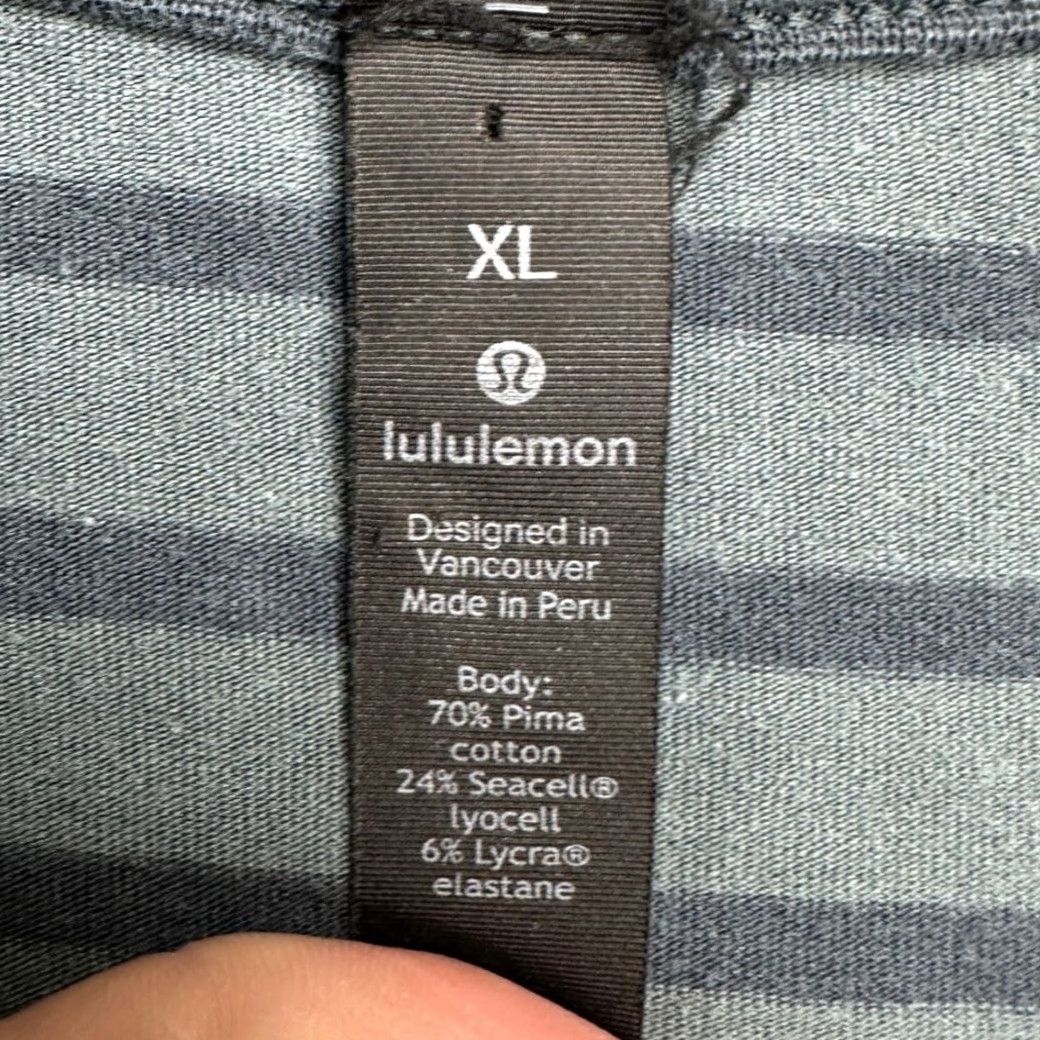 Lululemon Lululemon T-Shirt Mens XL Blue Stripe Pima Cotton Blend Crewneck Short Sleeve Tee Size US XL / EU 56 / 4 - 4 Thumbnail