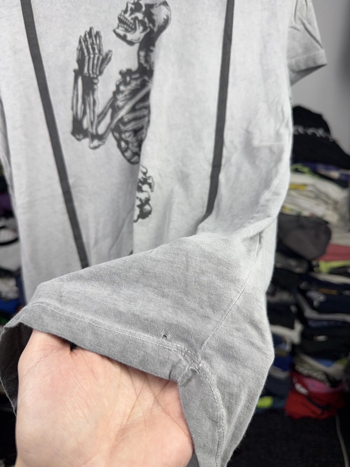 Japanese Brand 00s Religion Skeleton Prayer Gothic Rock Avant-Garde Tee Size US M / EU 48-50 / 2 - 7 Thumbnail