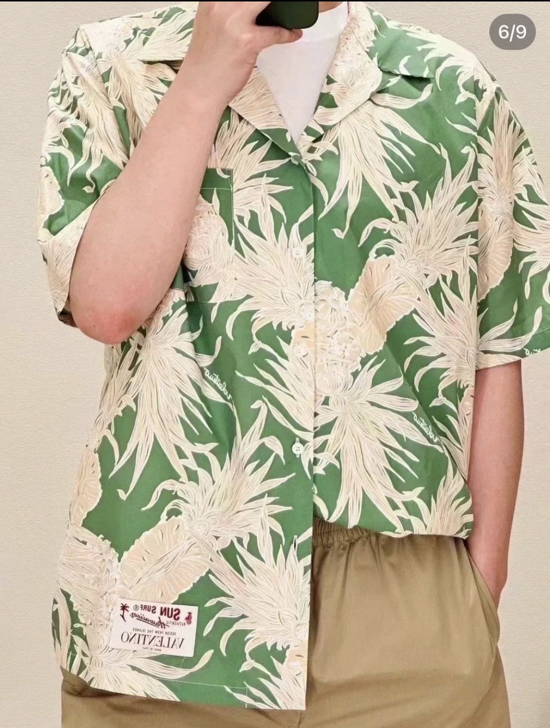 Valentino Pineapple print bowling shirt size 46 Size US S / EU 44-46 / 1 - 4 Thumbnail