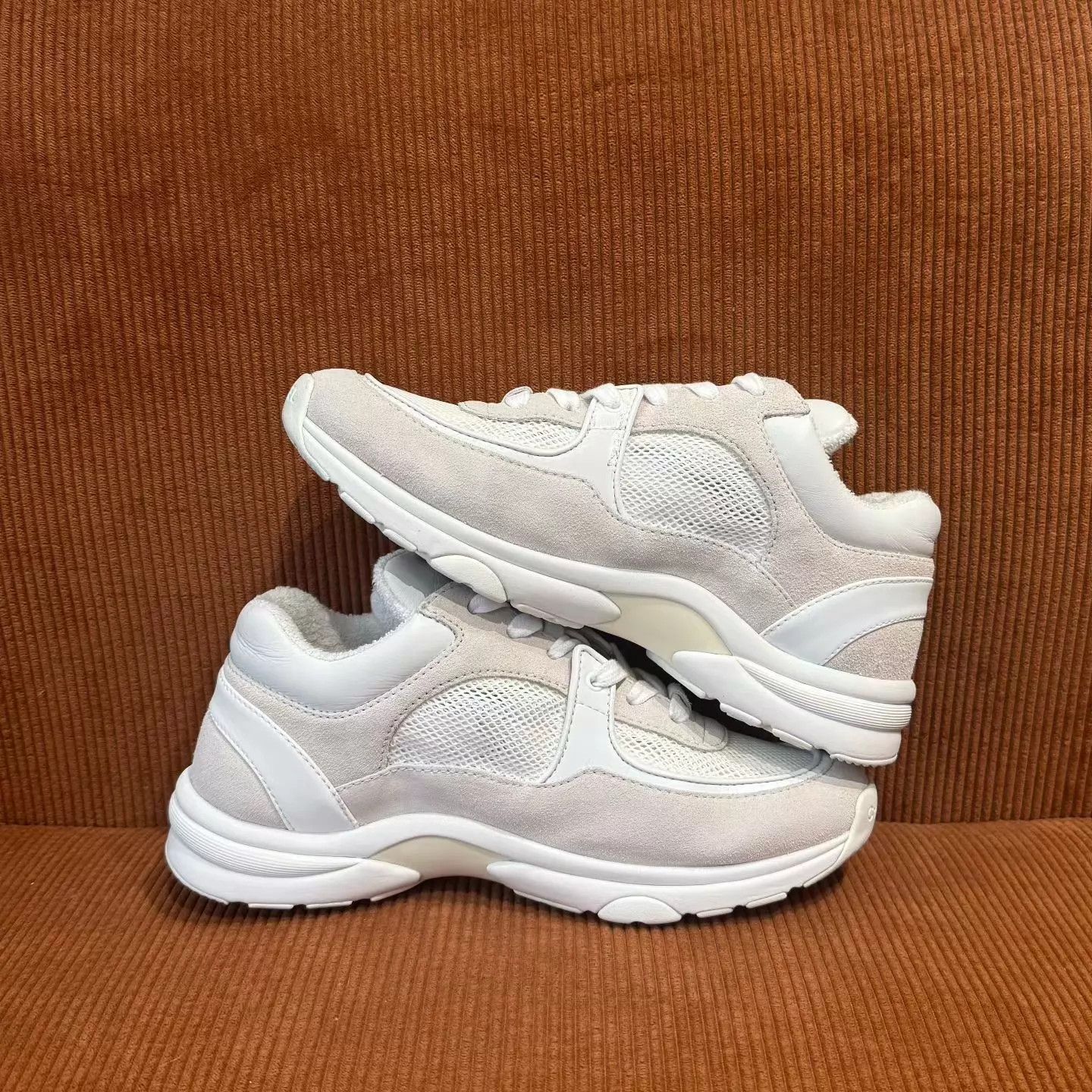 Chanel Chanel CC Logo Mesh Sneakers Nude Pink 37 Size US 6.5 / IT 36.5 - 2 Thumbnail