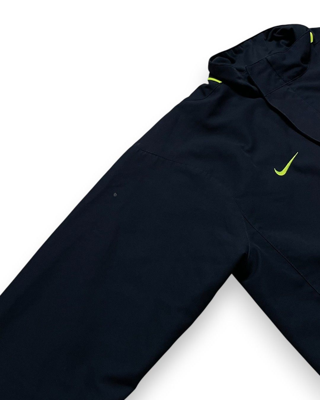 Nike Nike Barcelona Streetwear Light Jacket from 00s Size US M / EU 48-50 / 2 - 4 Thumbnail