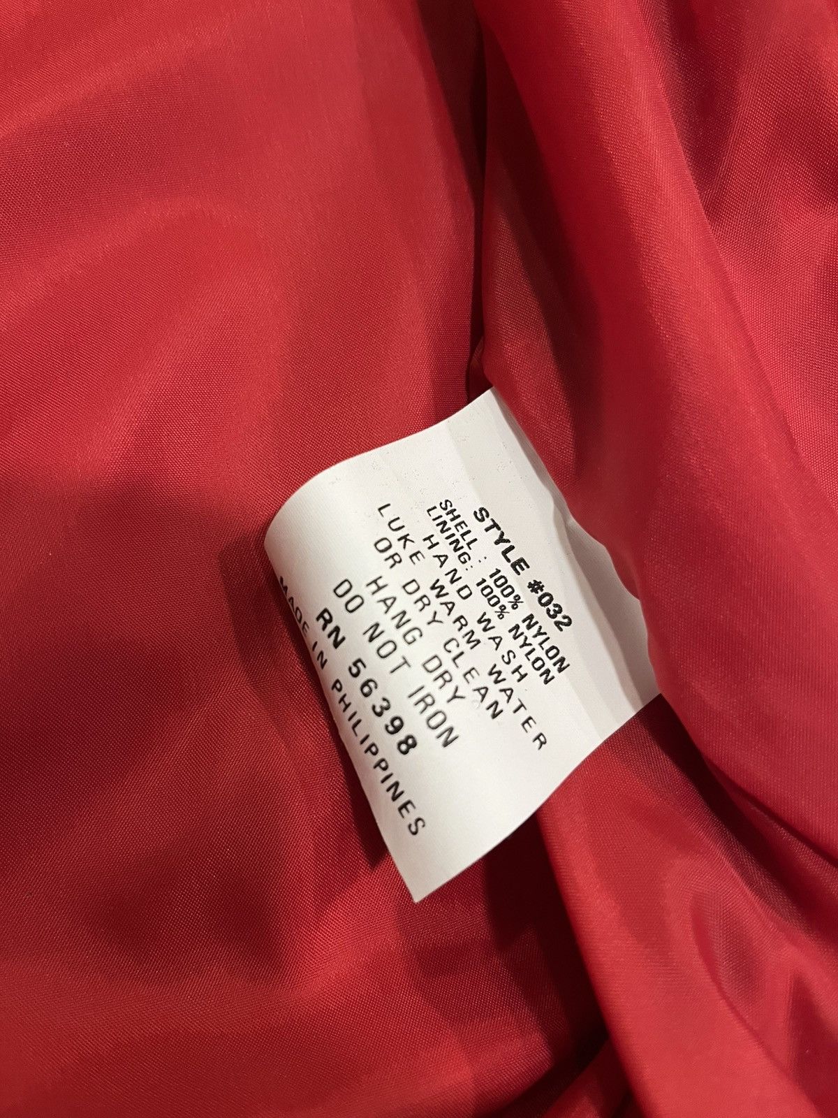 Other Vintage 1980s Satin Bomber Jacket Alaska Red Men’s Large Size US L / EU 52-54 / 3 - 8 Thumbnail