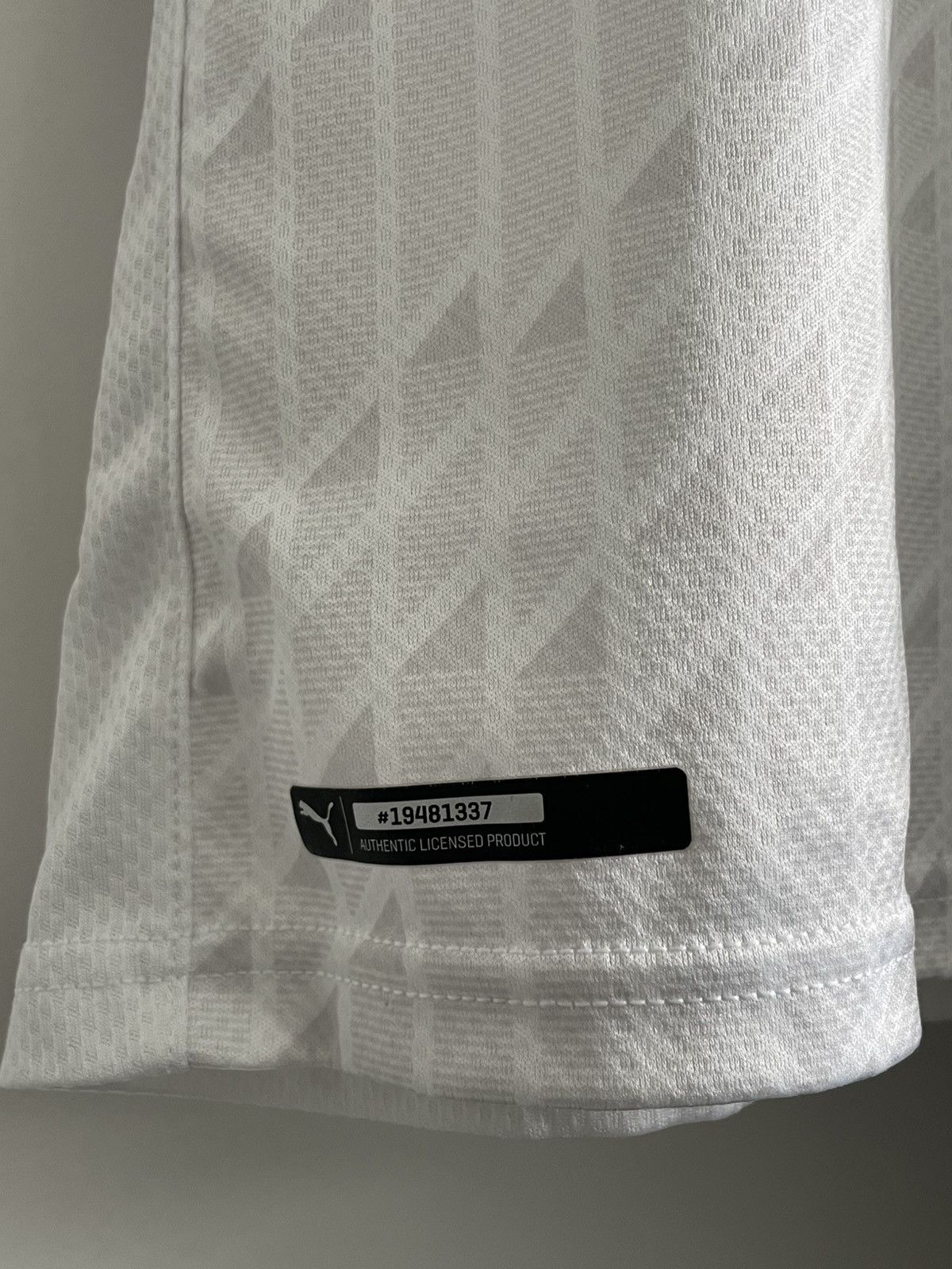 Puma Puma Olympique Marseille 2020/2021 Home Football Shirt RARE Size US M / EU 48-50 / 2 - 7 Thumbnail