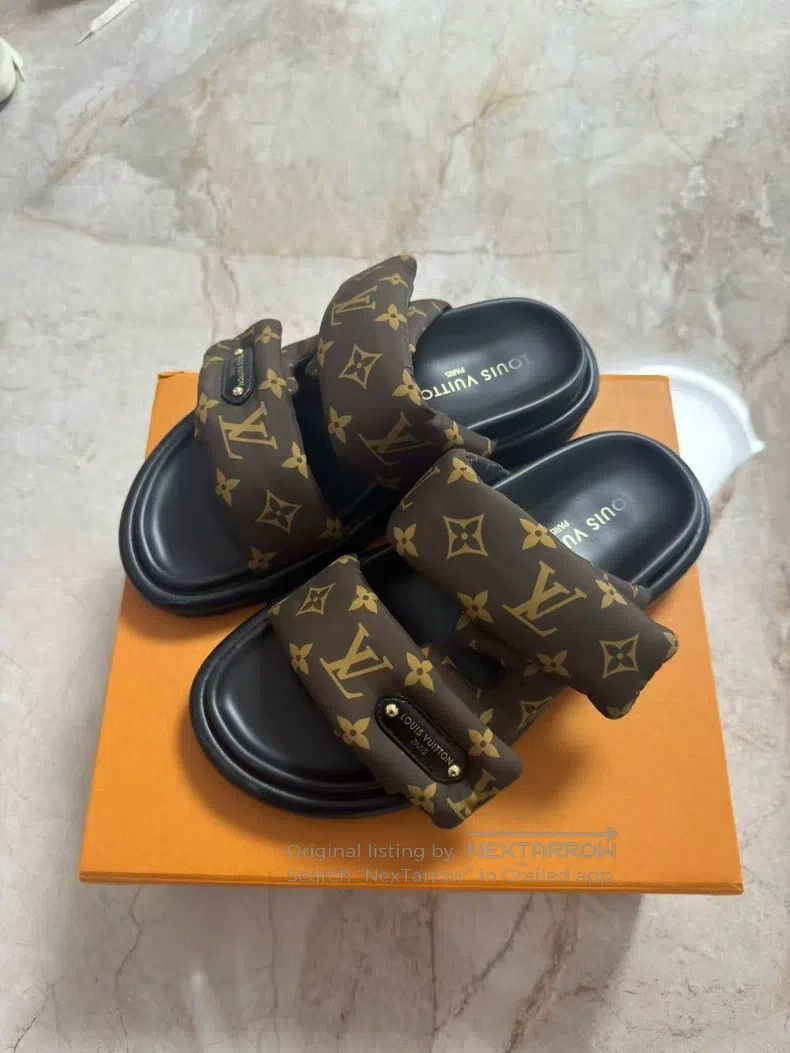 Louis Vuitton Louis Vuitton Presbyopic velcro slippers Size US 5.5 / EU 38 - 1 Thumbnail