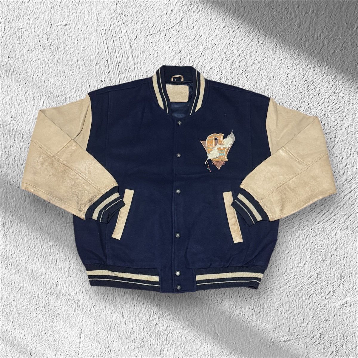 Guess Vintage Guess Leather Wool Varsity Indian Aztec Jacket Size US L / EU 52-54 / 3 - 2 Thumbnail