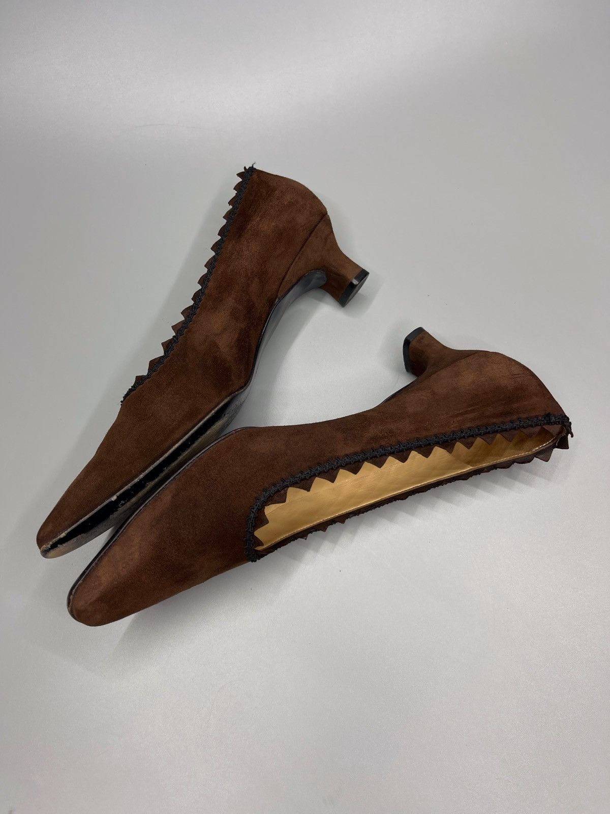 Salvatore Ferragamo Salvatore Ferragamo Brown Suede Heels Size US 6.5 / IT 36.5 - 9 Thumbnail