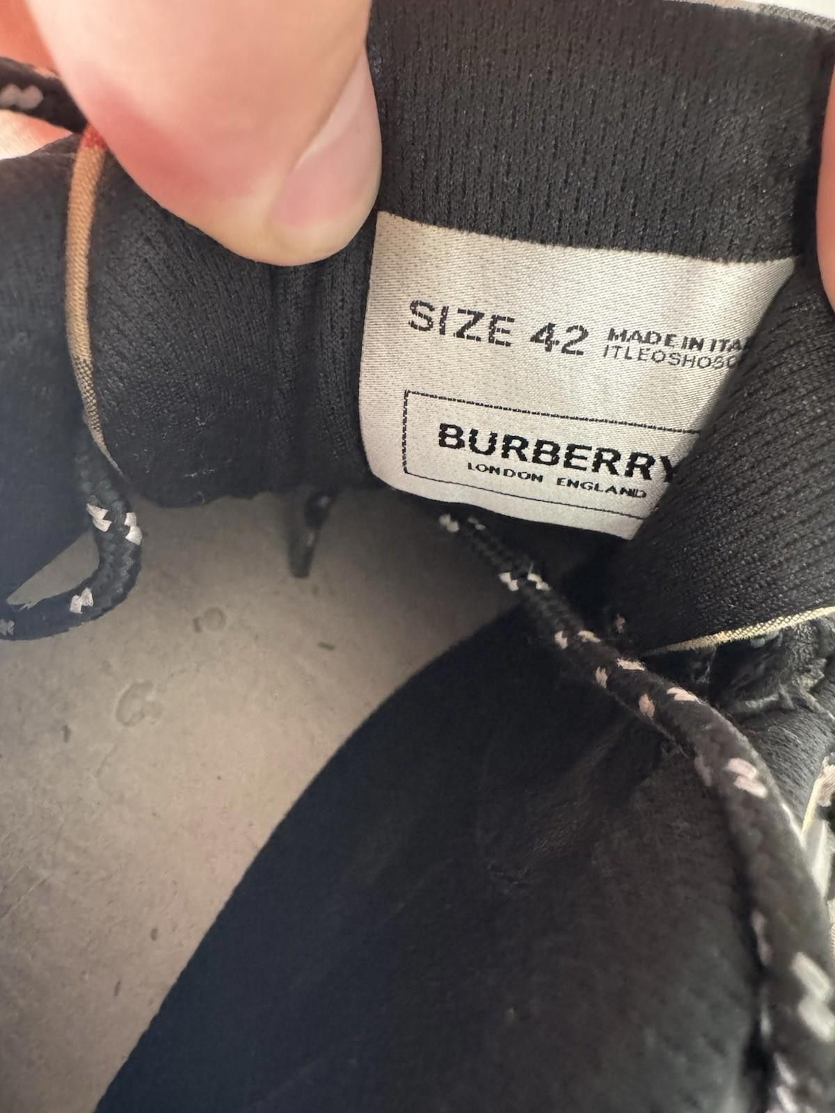 Other Burberry Arthur Low Check Sneakers Black Beige SZ 42 Size US 9 / EU 42 - 6 Thumbnail