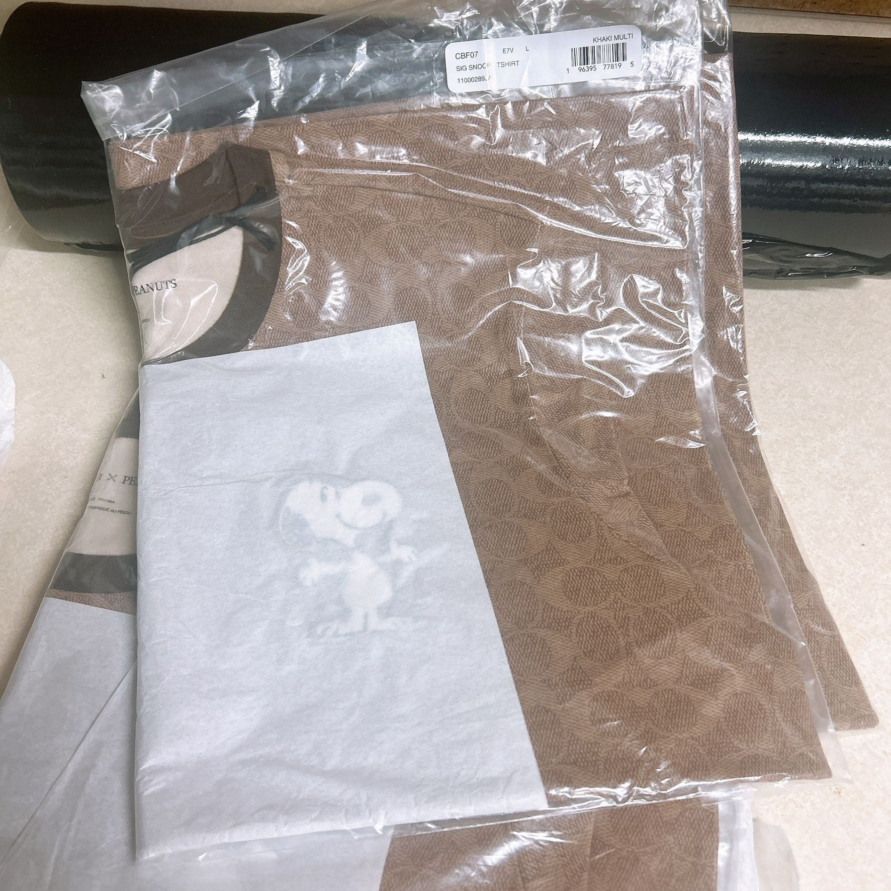 Coach Peanuts Snoopy Signature Classic T-Shirt In Organic Cotton Size M / US 6-8 / IT 42-44 - 3 Thumbnail