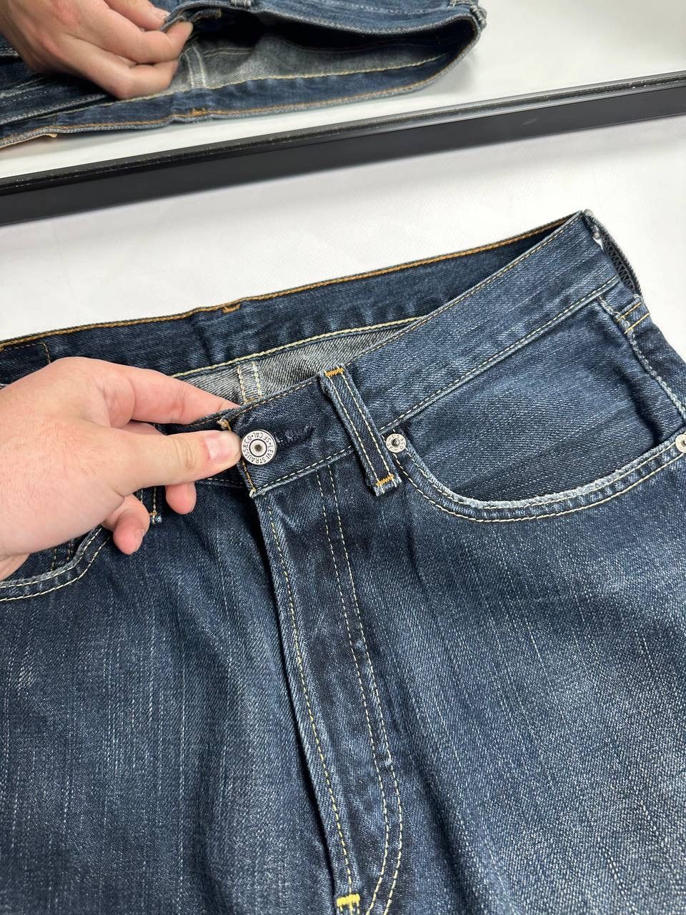 Levi's 90s Vintage Levis Wide USA Super baggy Jean Size US 32 / EU 48 - 7 Thumbnail