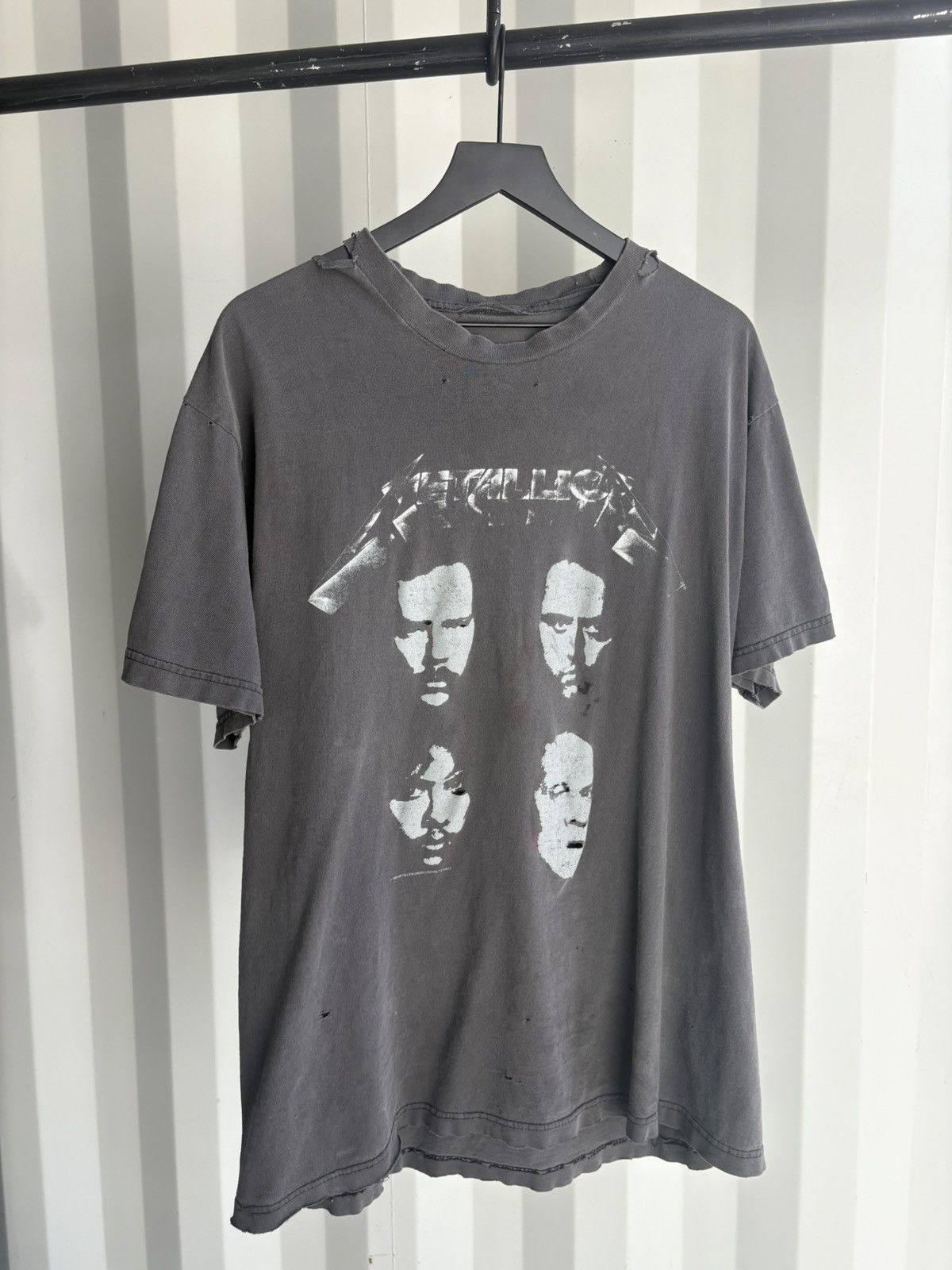 Vintage Metallica Faces Thrashed Distressed Faded ERD GRUNGE WCC Size US XL / EU 56 / 4 - 1 Thumbnail