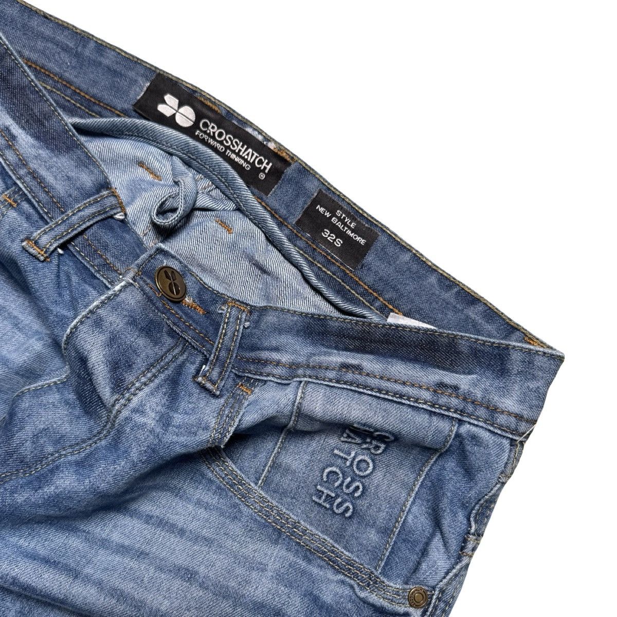 Other Y2K Crosshatch Buckle Back Light Wash Denim Jeans Relaxed 32 Size US 32 / EU 48 - 4 Thumbnail
