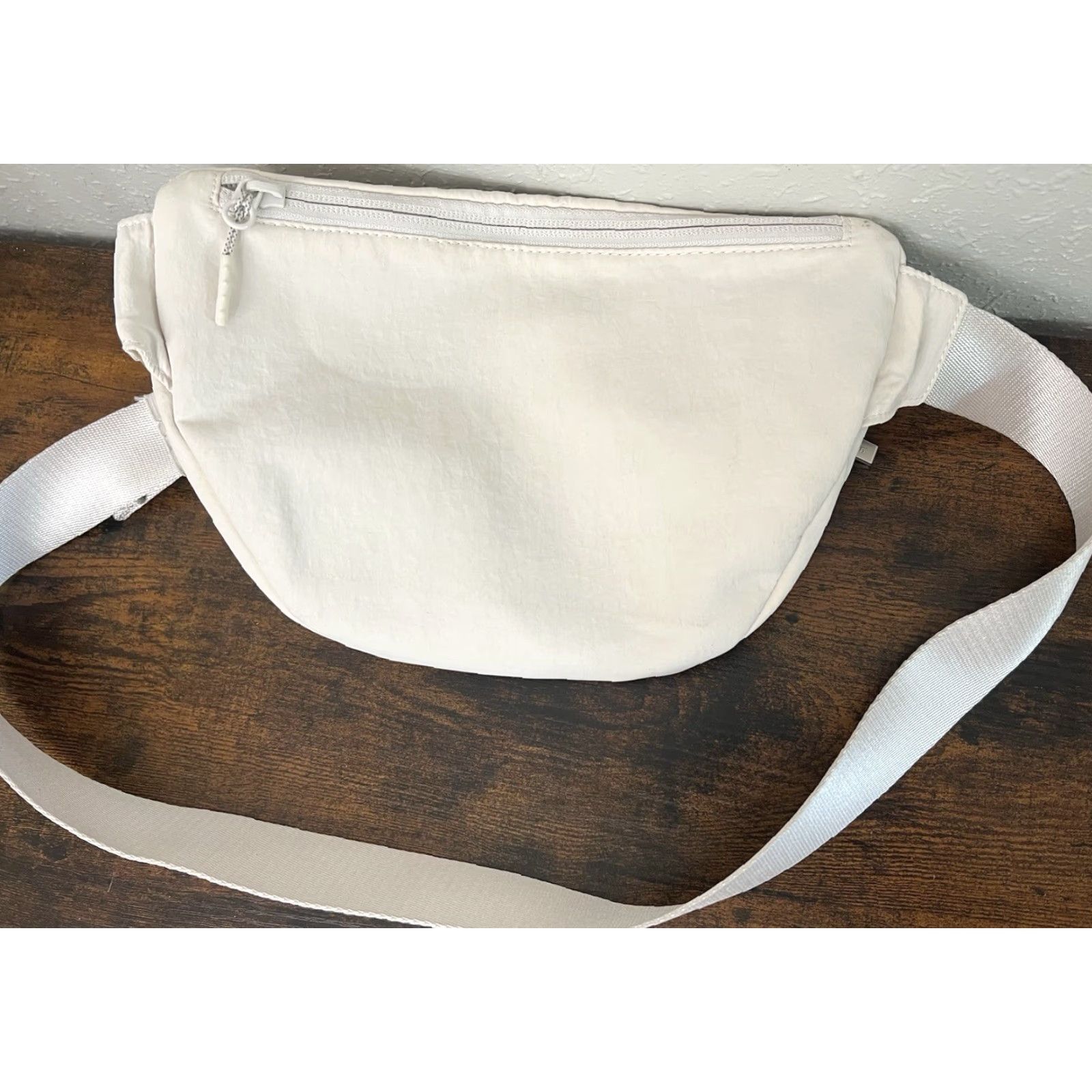 Lululemon Lululemon City Adventurer Belt Bag 2.5L White Opal/Cream Belt Bag & Fanny Pack Women Adjustable Strap Crossbody Pockets 11in 7in 3in Size ONE SIZE - 4 Thumbnail