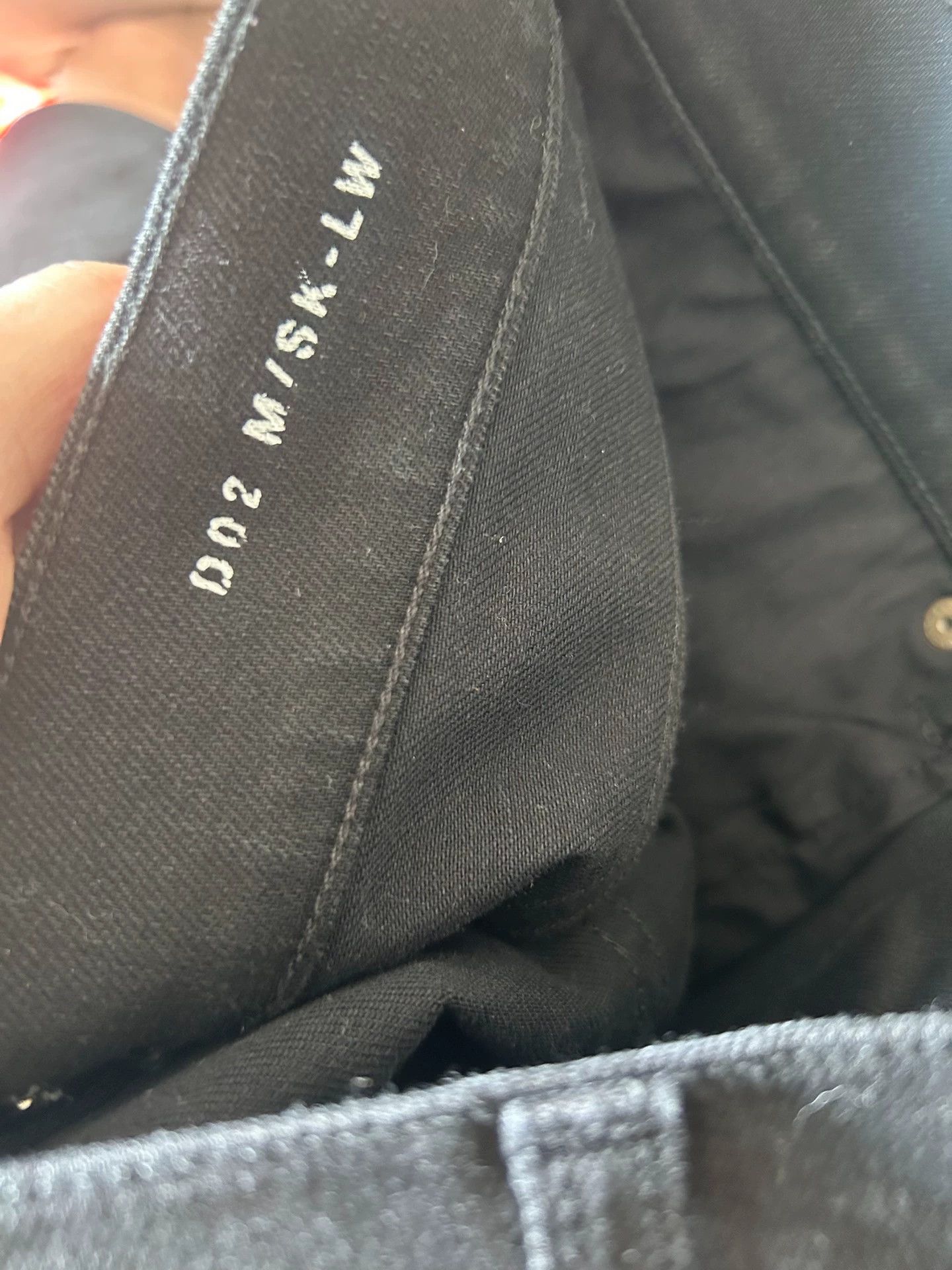 Saint Laurent Paris YSL slp2016FW Black Waxed Jeans Cut-out Knee Slim Size US 33 - 7 Thumbnail