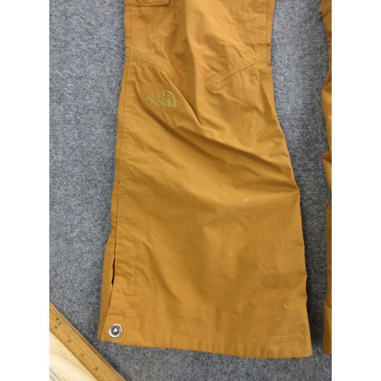 The North Face The North Face Snow Pants Womens Small Yellow Insulated Ski Cargo Flare Leg Size 28" / US 6 / IT 42 - 5 Thumbnail